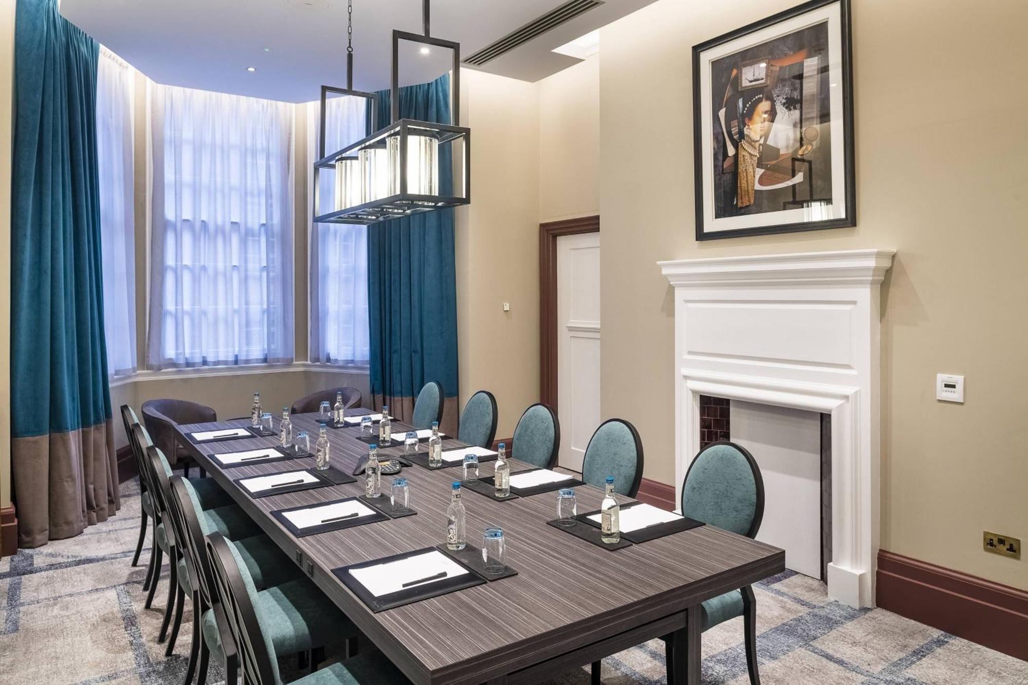 Hotel The Dixon, Tower Bridge, Autograph Collection London
