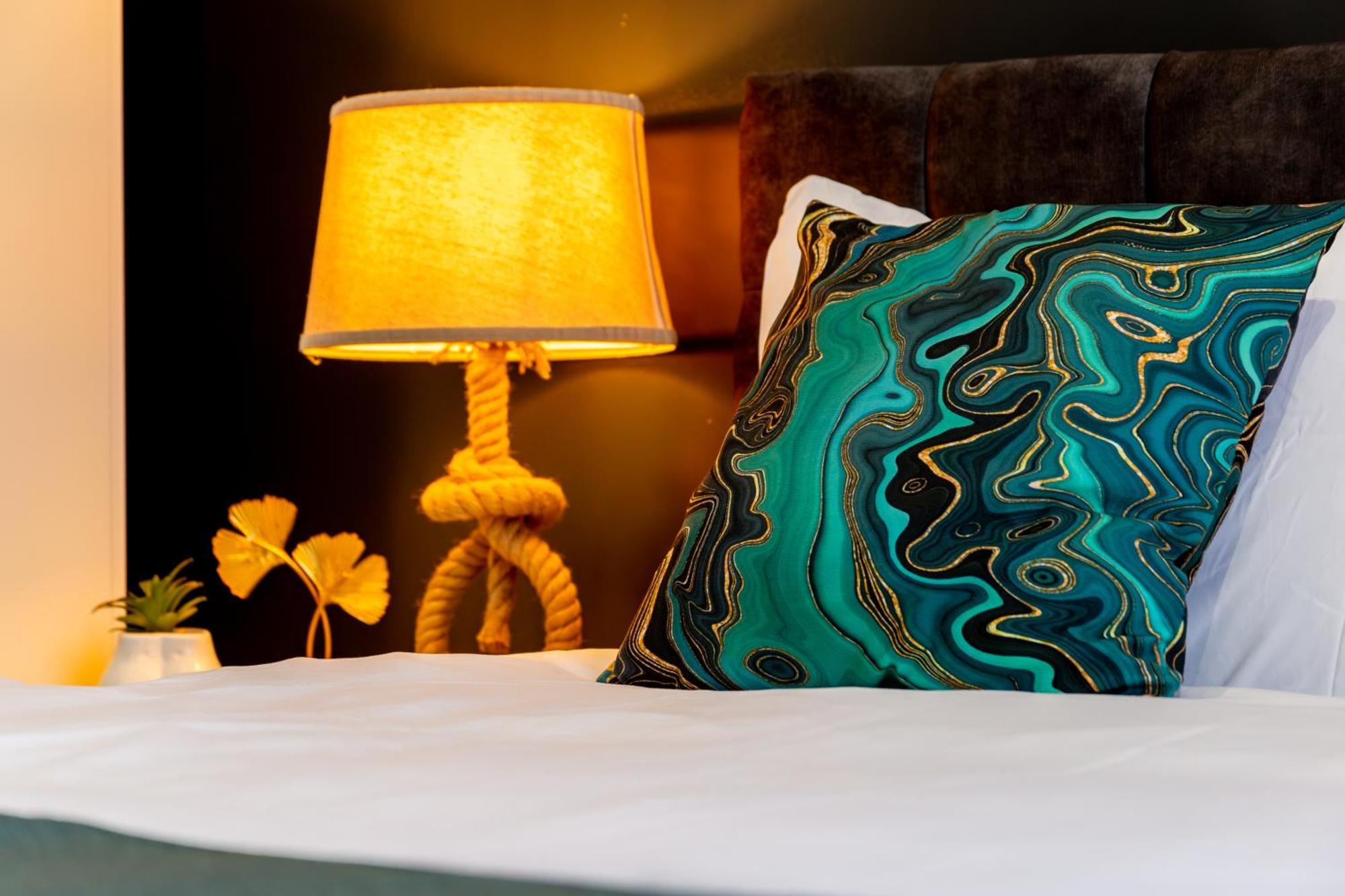 Appartement Stylish 2-Bed London Escape- Sleeps 6- Garden & Parking - 15 Mins To Central- Save 20 Percent Weekly! *