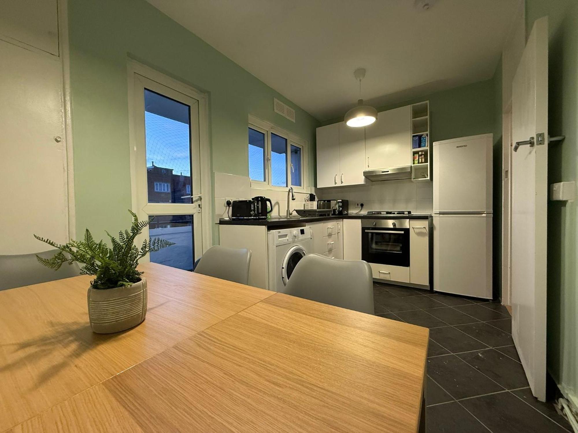 Modern 3bed Flat Near Camden And Centre * London