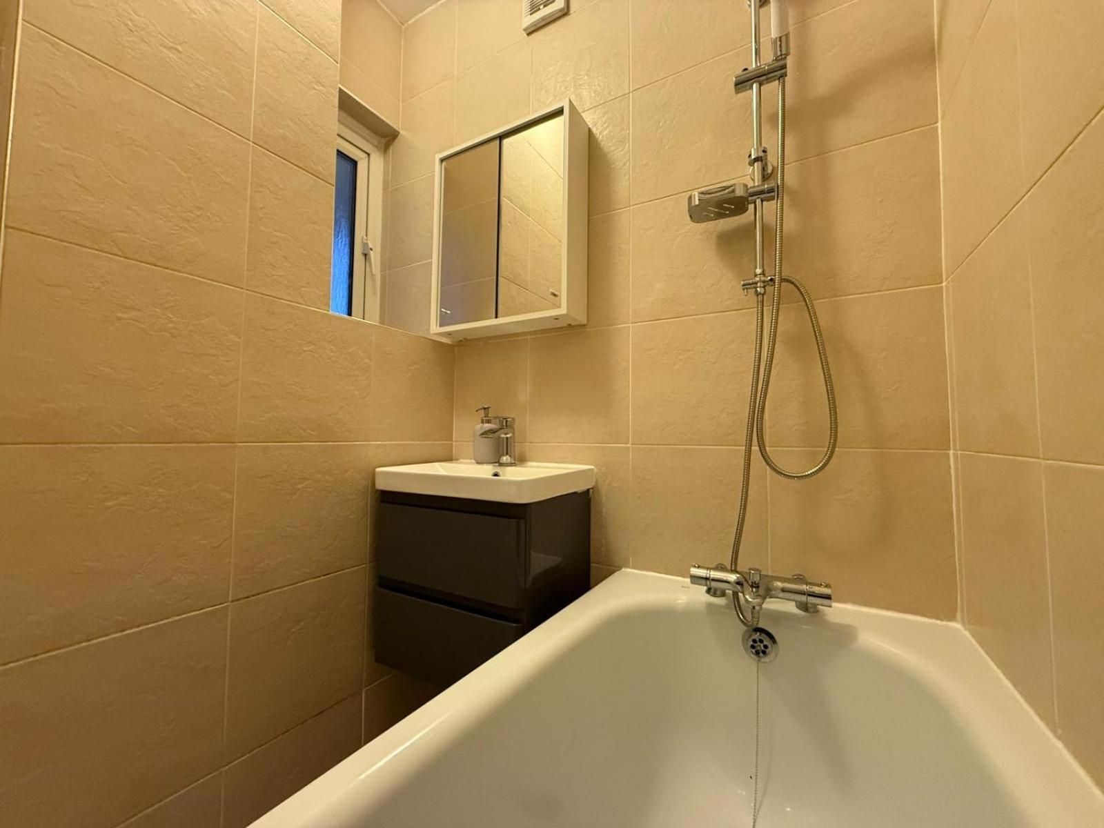 Apartment Modern 3bed Flat Near Camden And Centre London