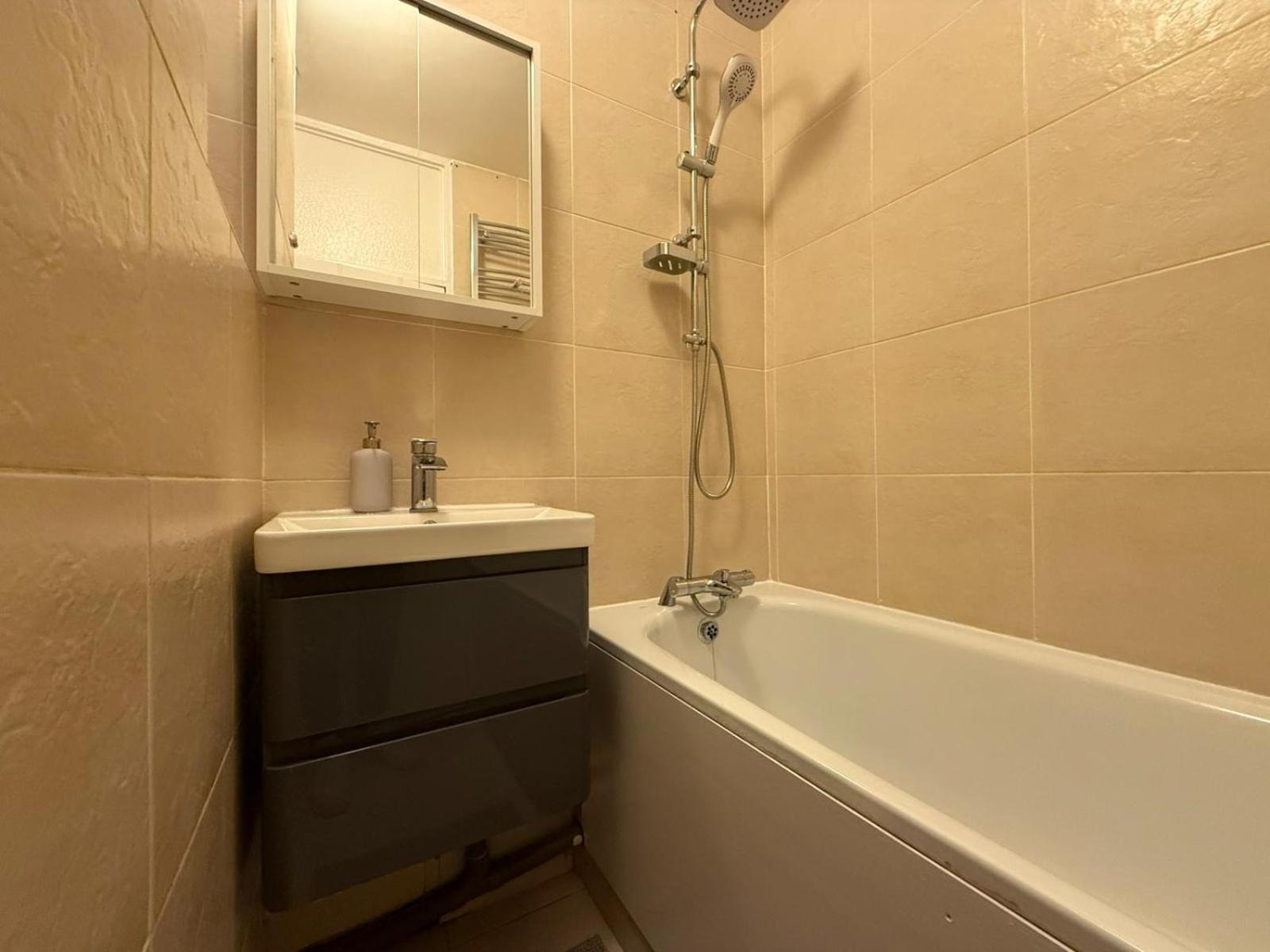 Modern 3bed Flat Near Camden And Centre