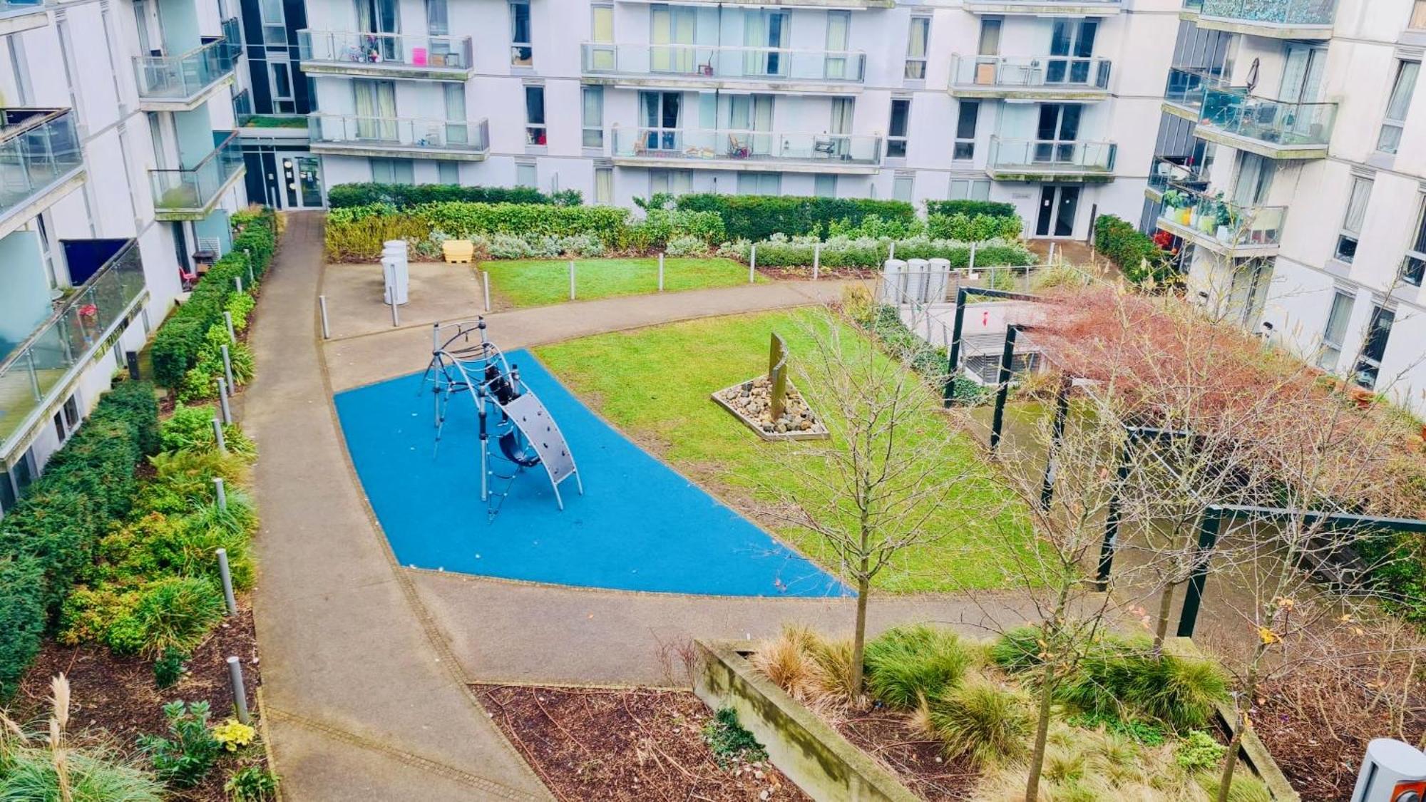Luxury 1 Bed Flat At Wembleypark * London
