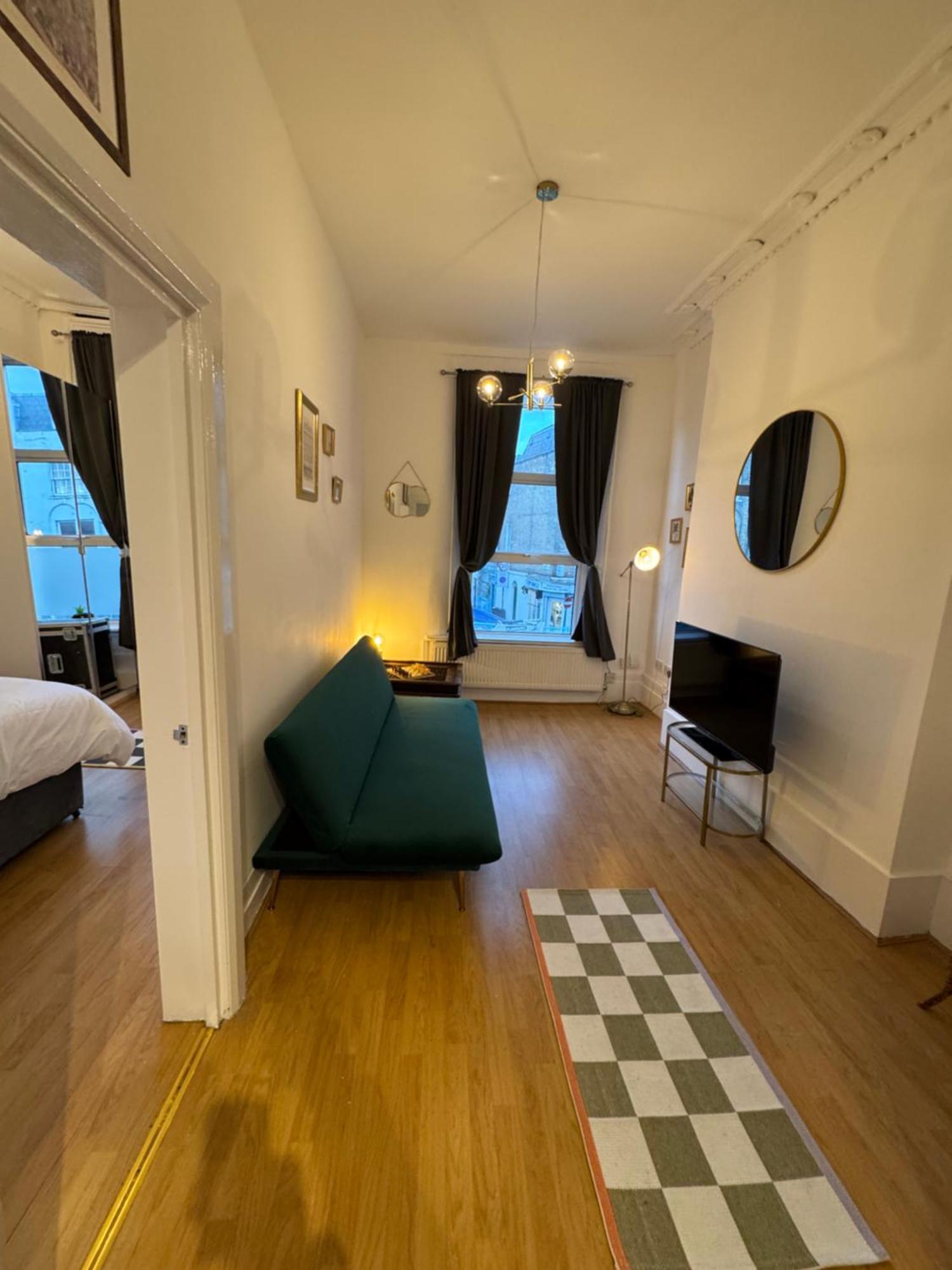 Apartment Chic & Cozy Apartment A Step From Camden Road St London
