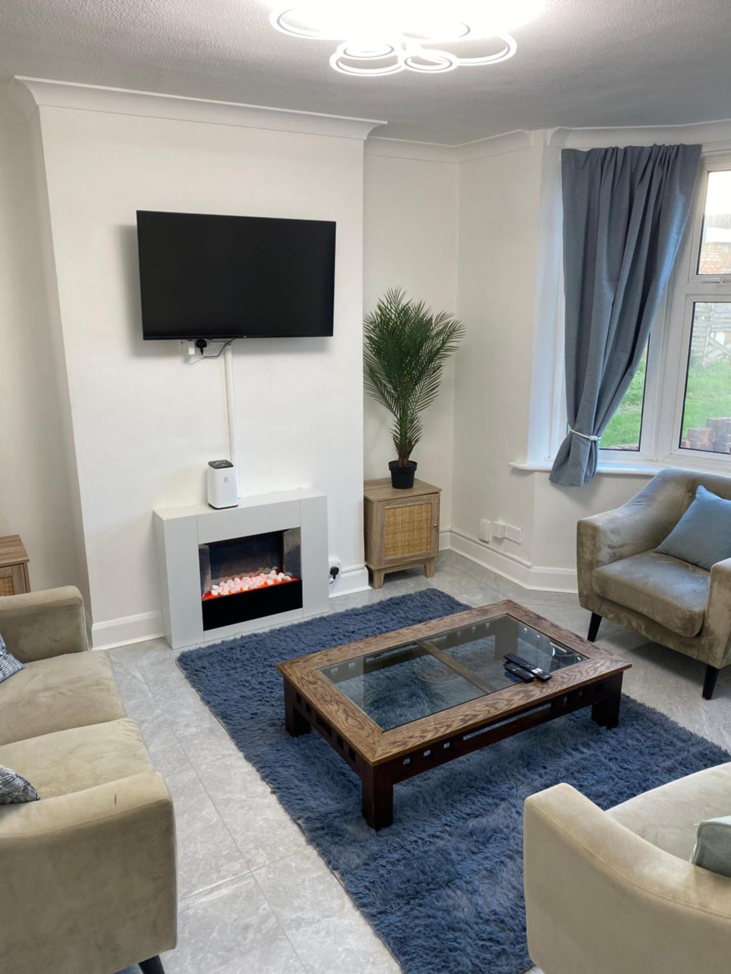 Eejs Stylish 3 Bedroom House - Greenwich * Londen