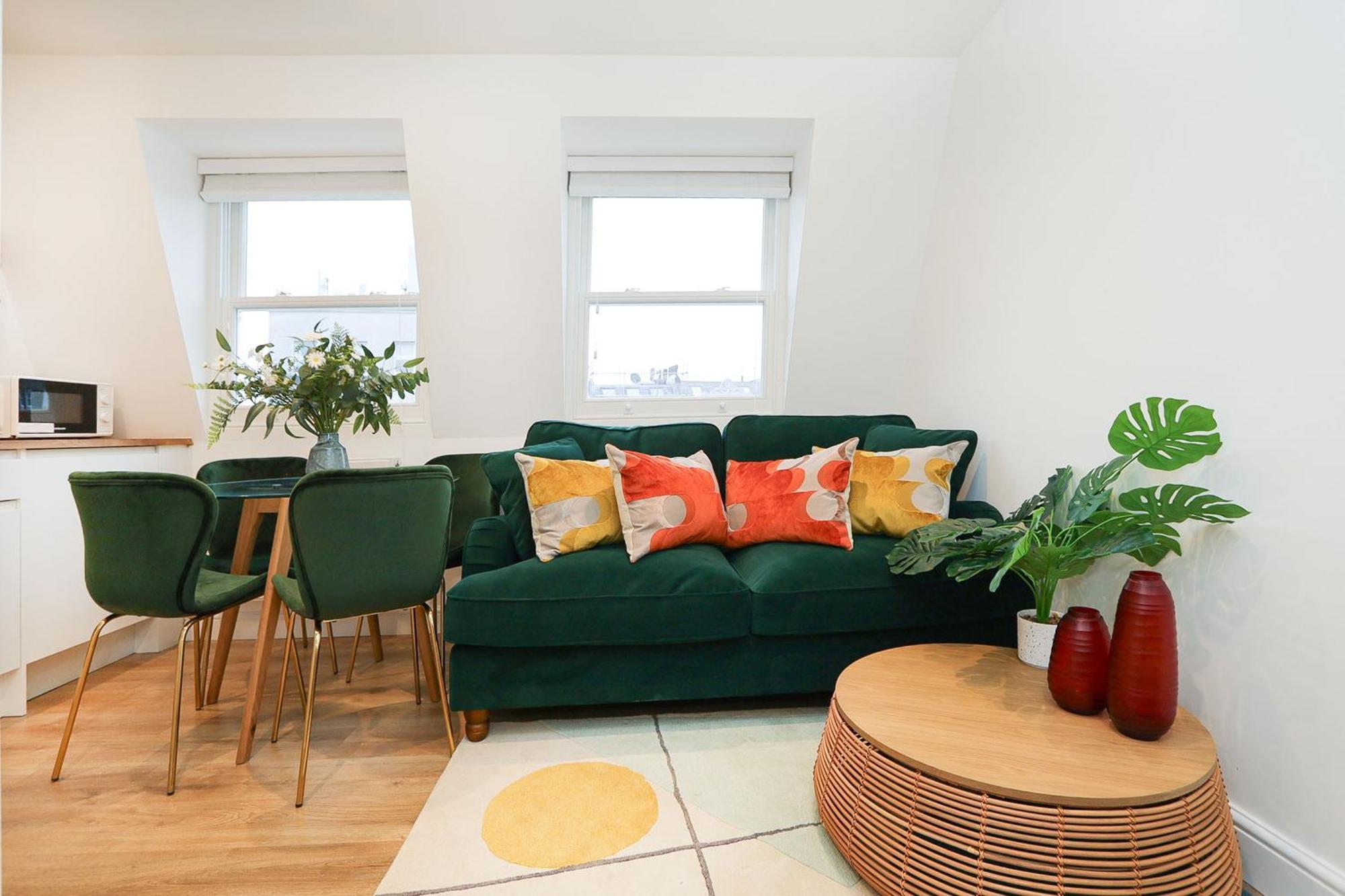 The Kentish Nook, 1 Bed 2 Bath *