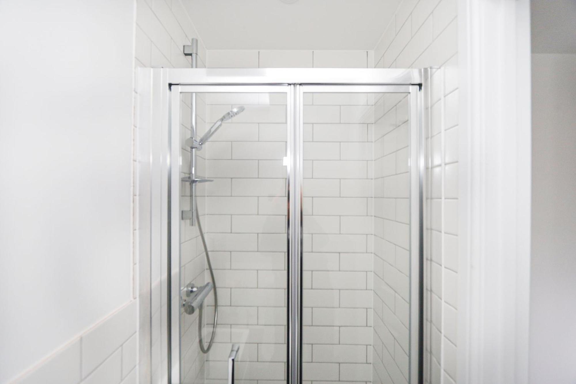 The Kentish Nook, 1 Bed 2 Bath Apartment *