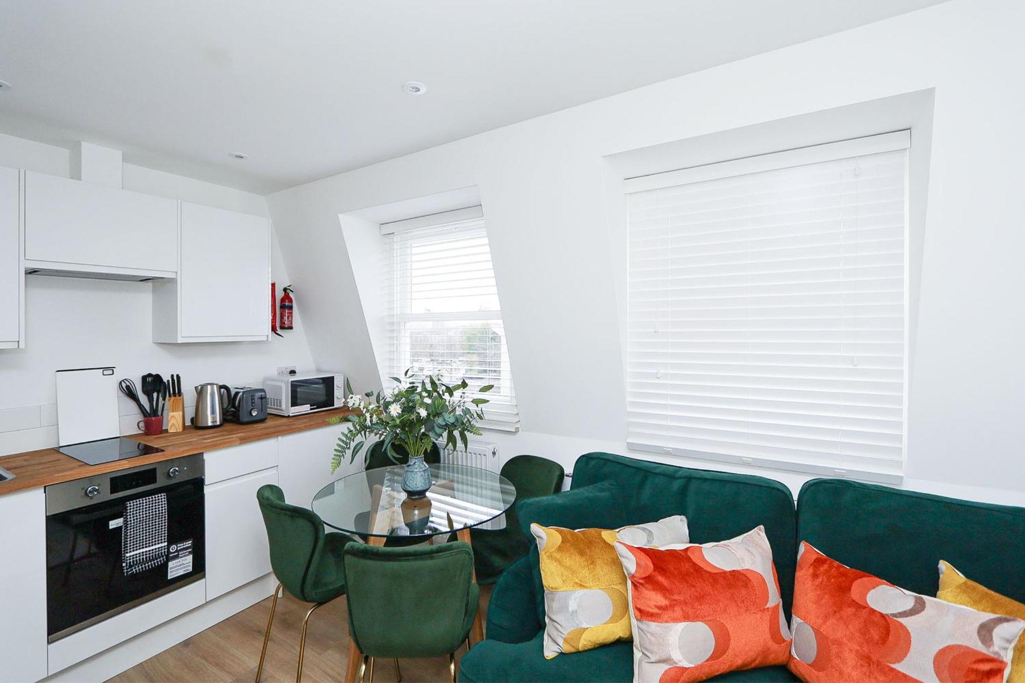 The Kentish Nook, 1 Bed 2 Bath London