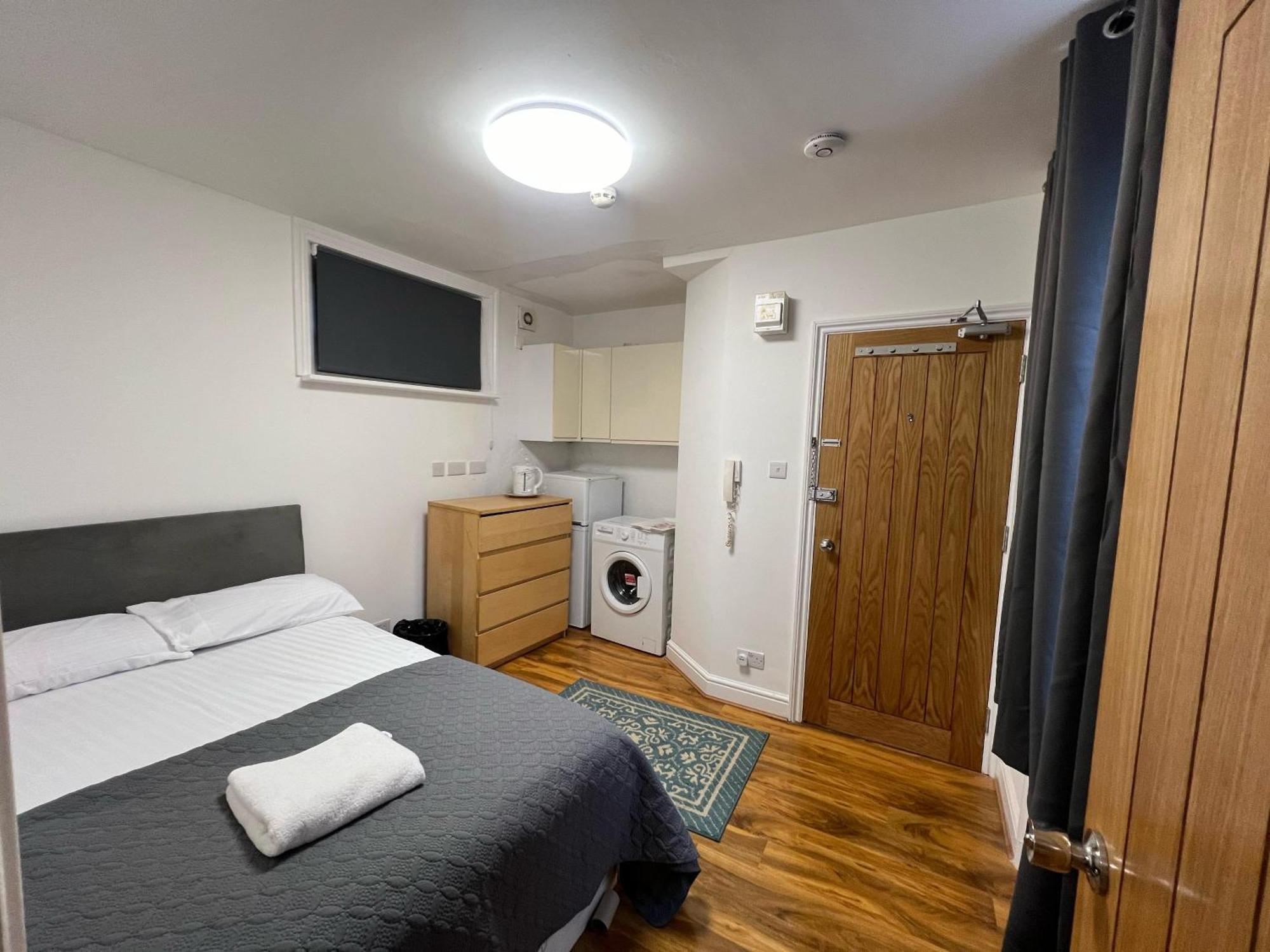 World Hotel London