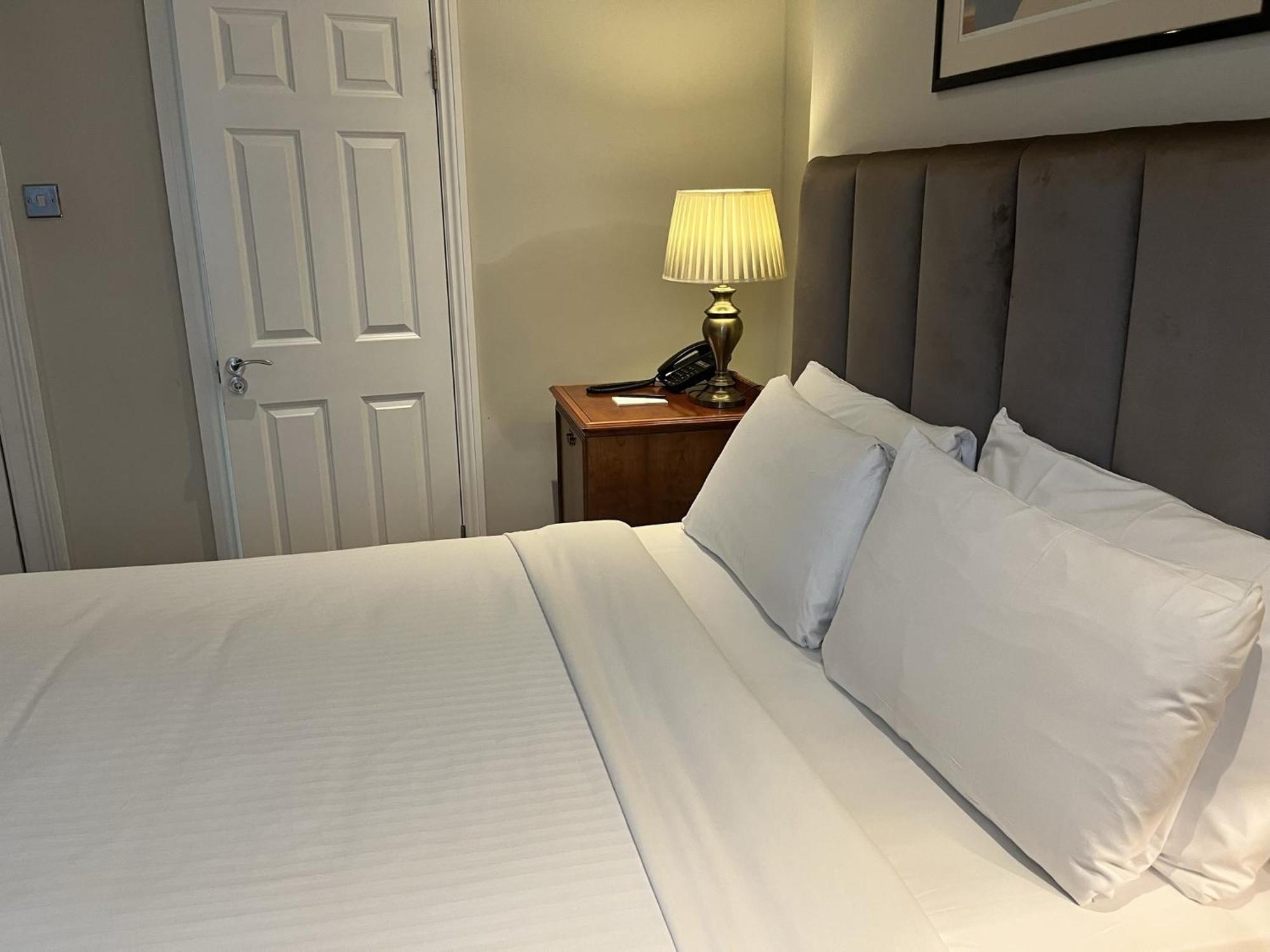 Staunton - 4* Londen