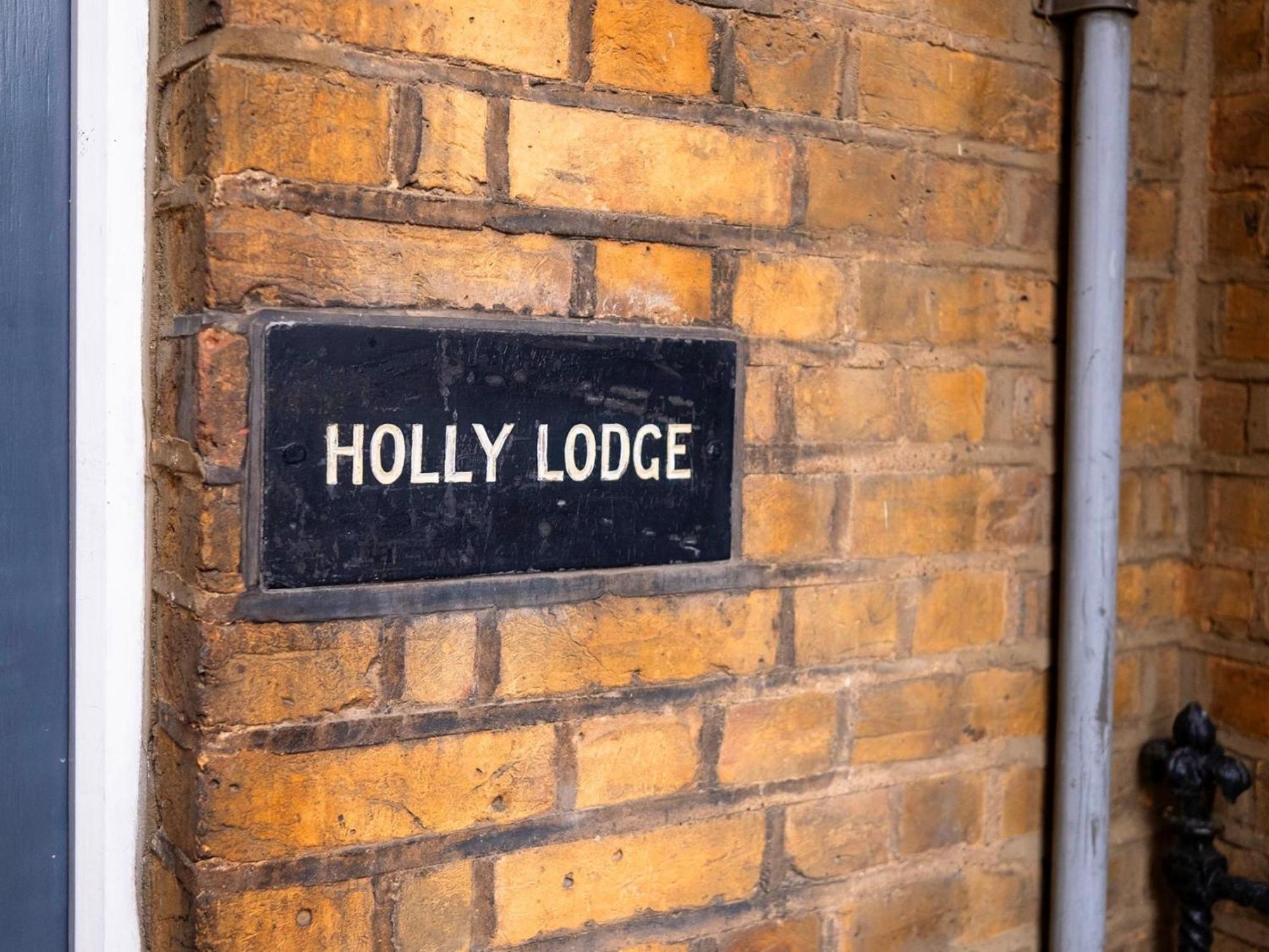 Holly Coach House By Interhome Appartement Londen
