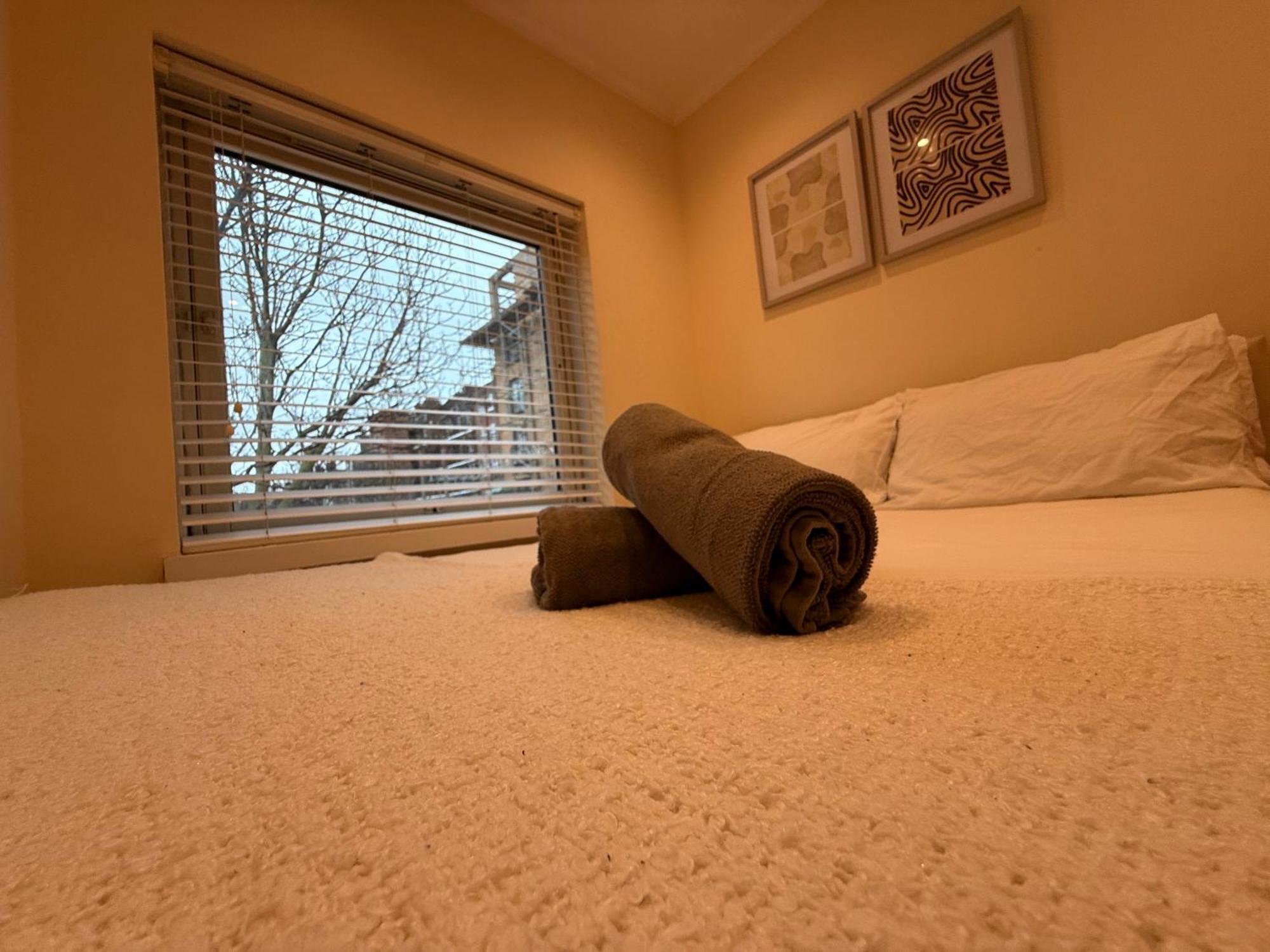 Two Bedroom Flat In The Heart Of Apartment