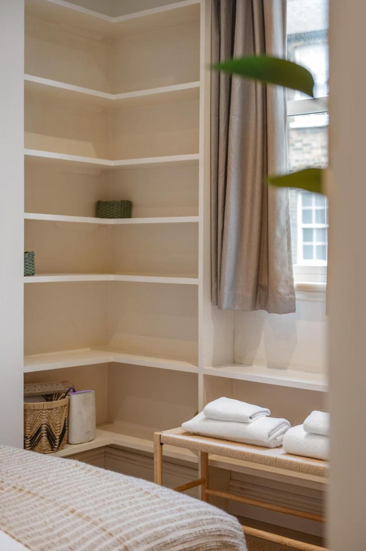 Holiday home New Stylish 3-bed Pimlico House Near Big Ben