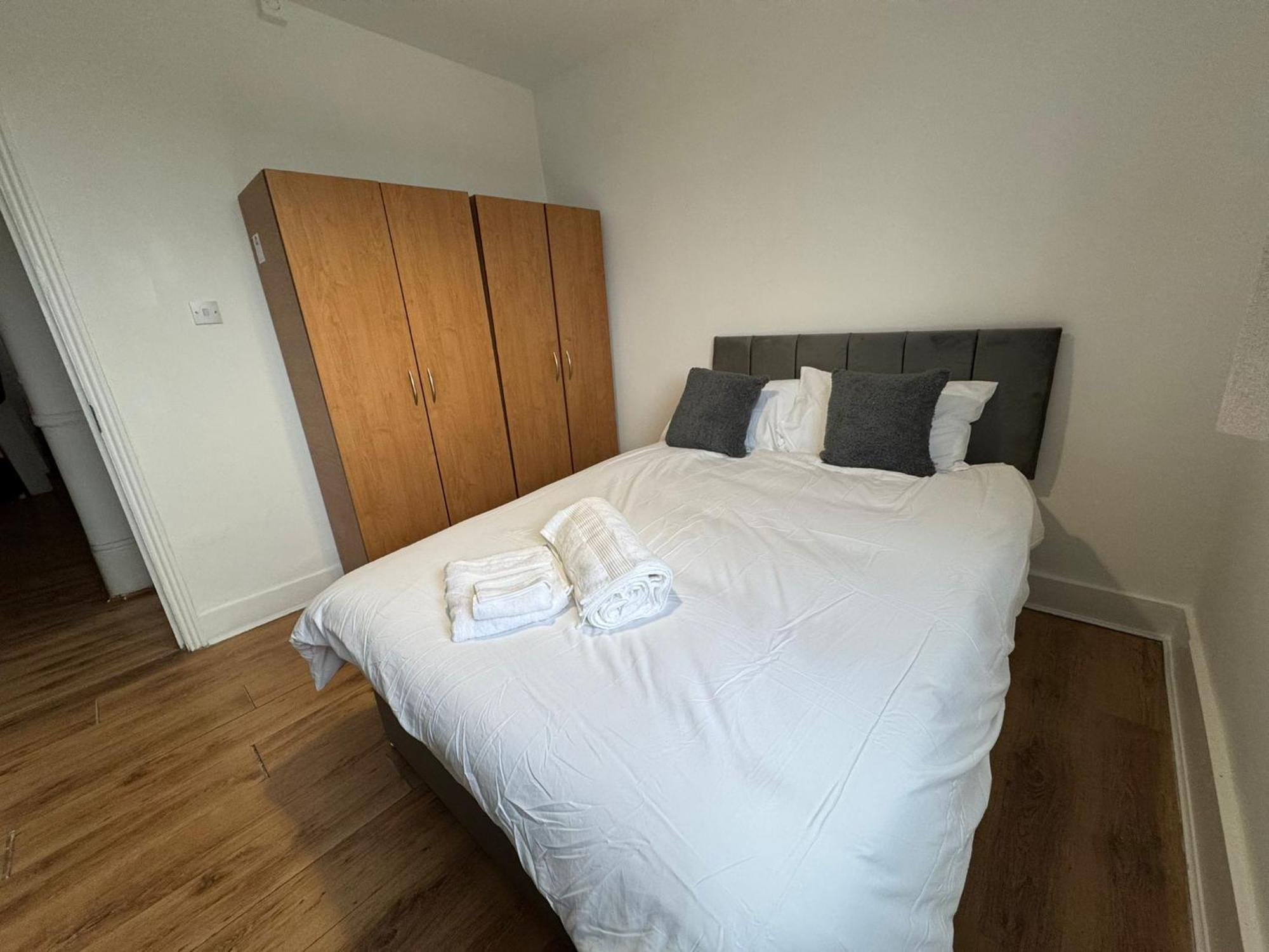 Homestay High Street London