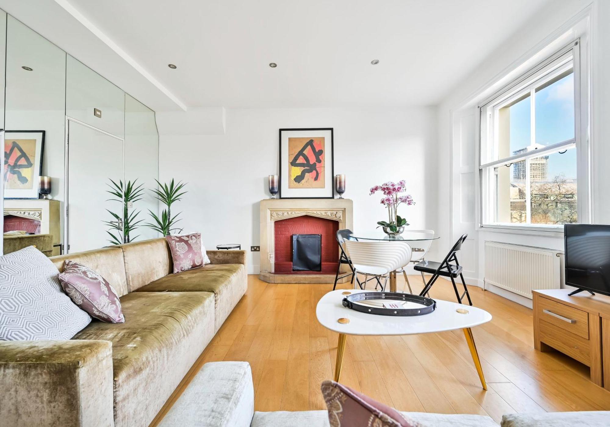 Queen's Gate Penthouse With Views Of The Museum Apartment London