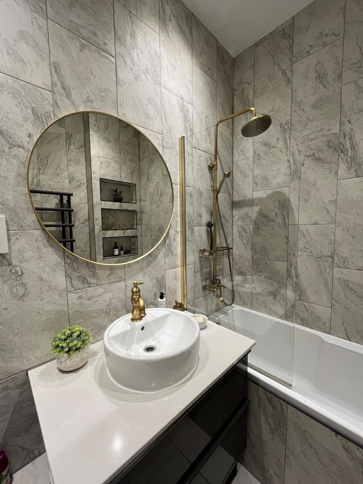 Apartment Luxury One Bedroom Paradise