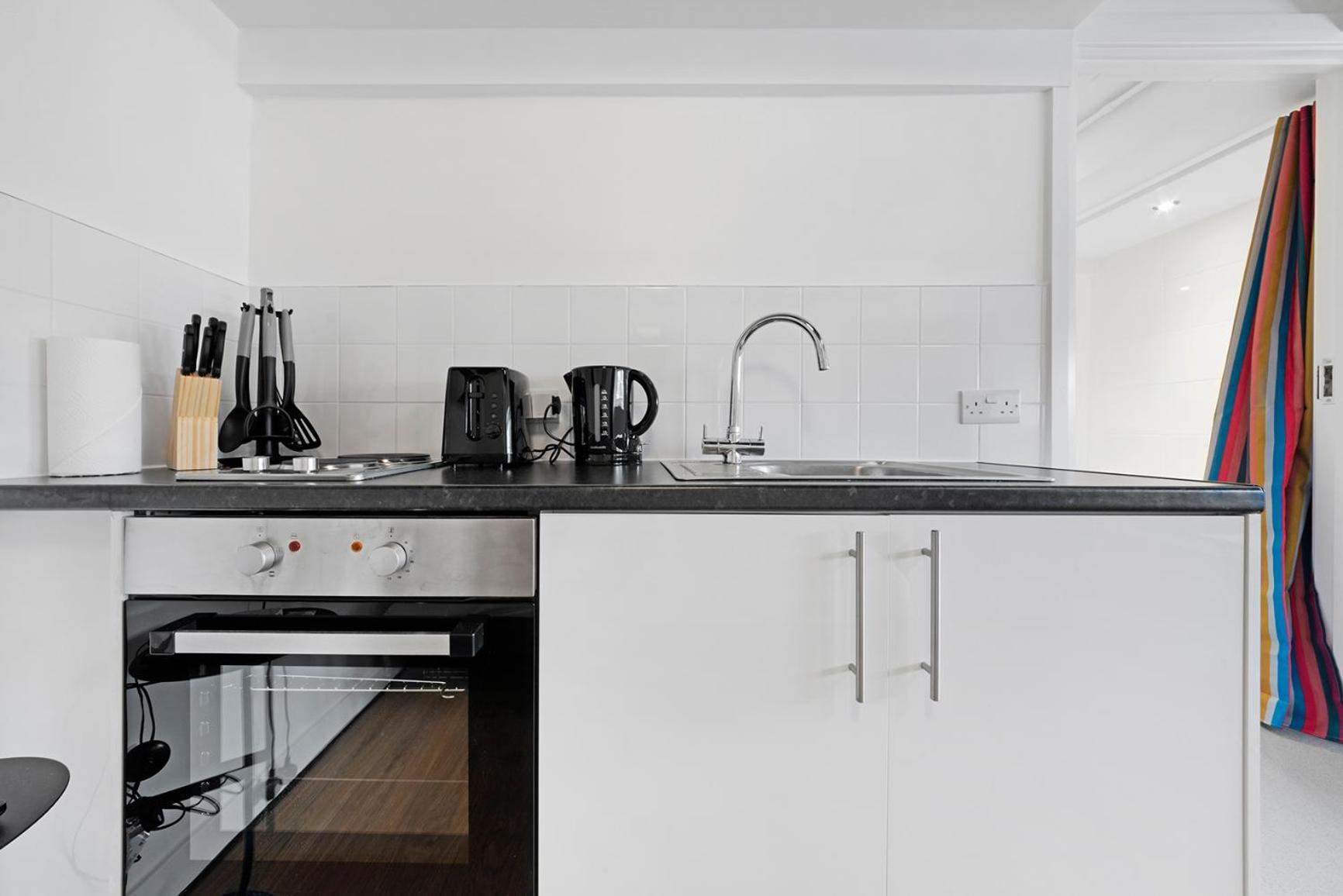 Apartment Budget Nest Archway London