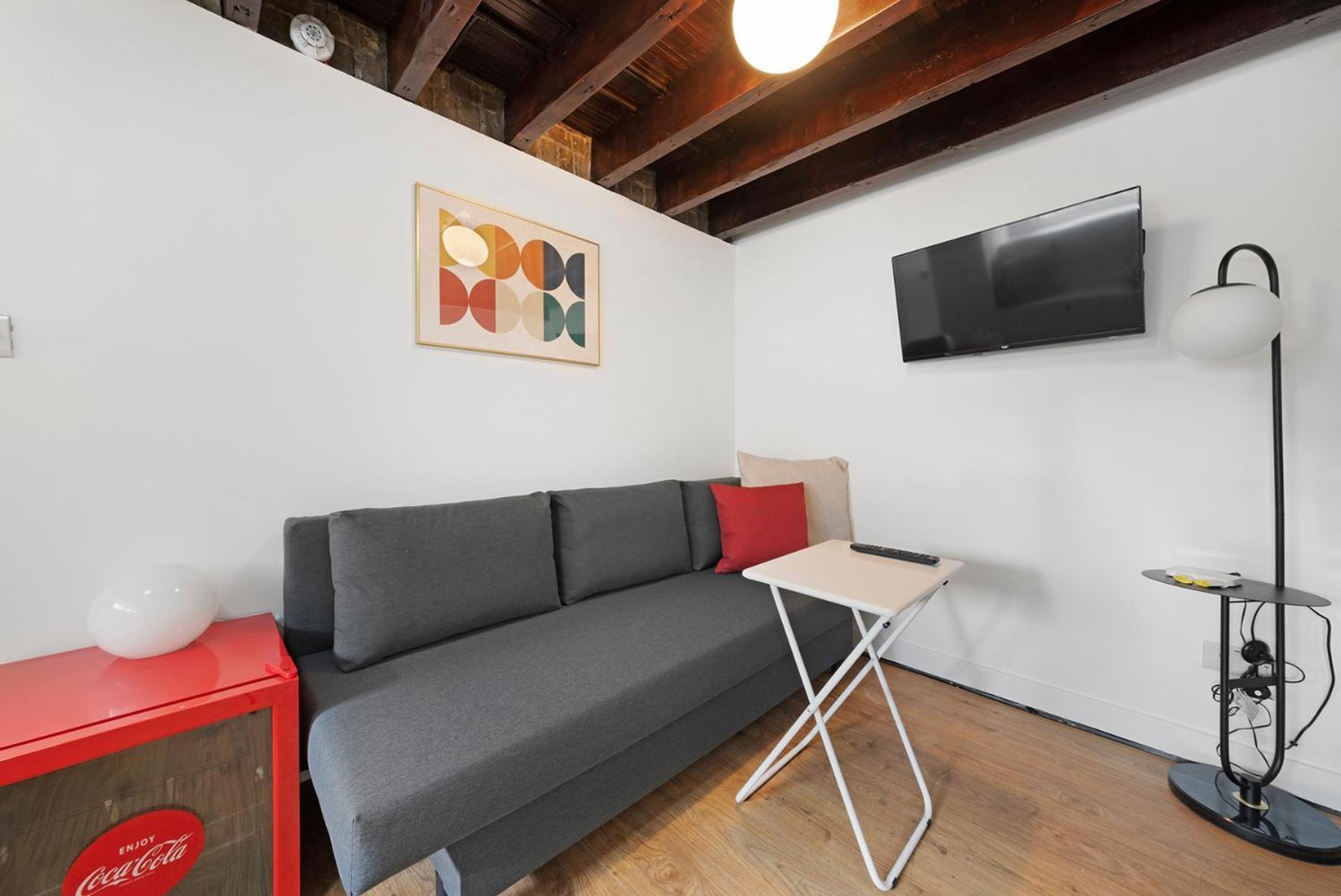 Apartment Budget Nest Archway