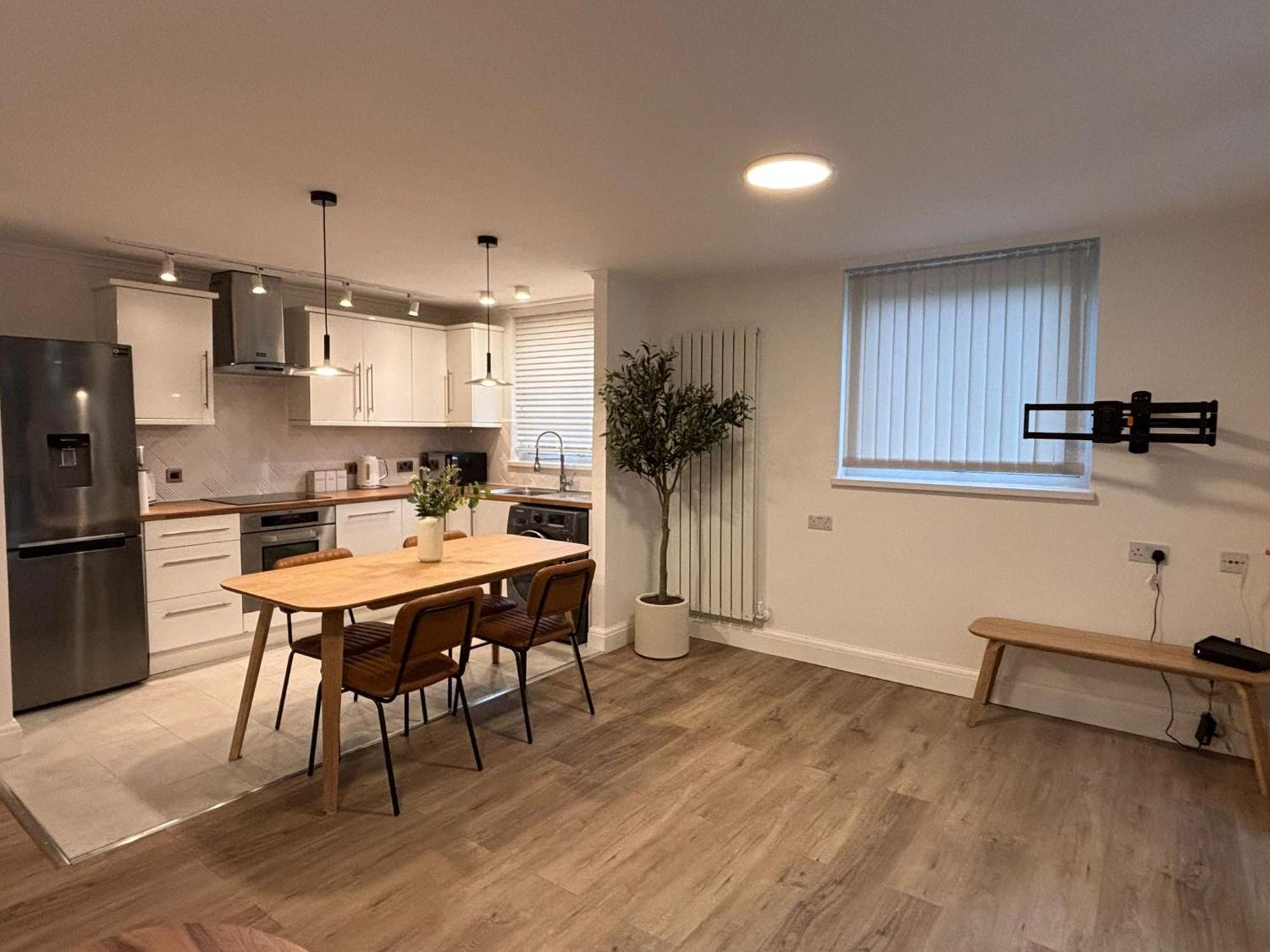 The Serene Retreat In Camden *