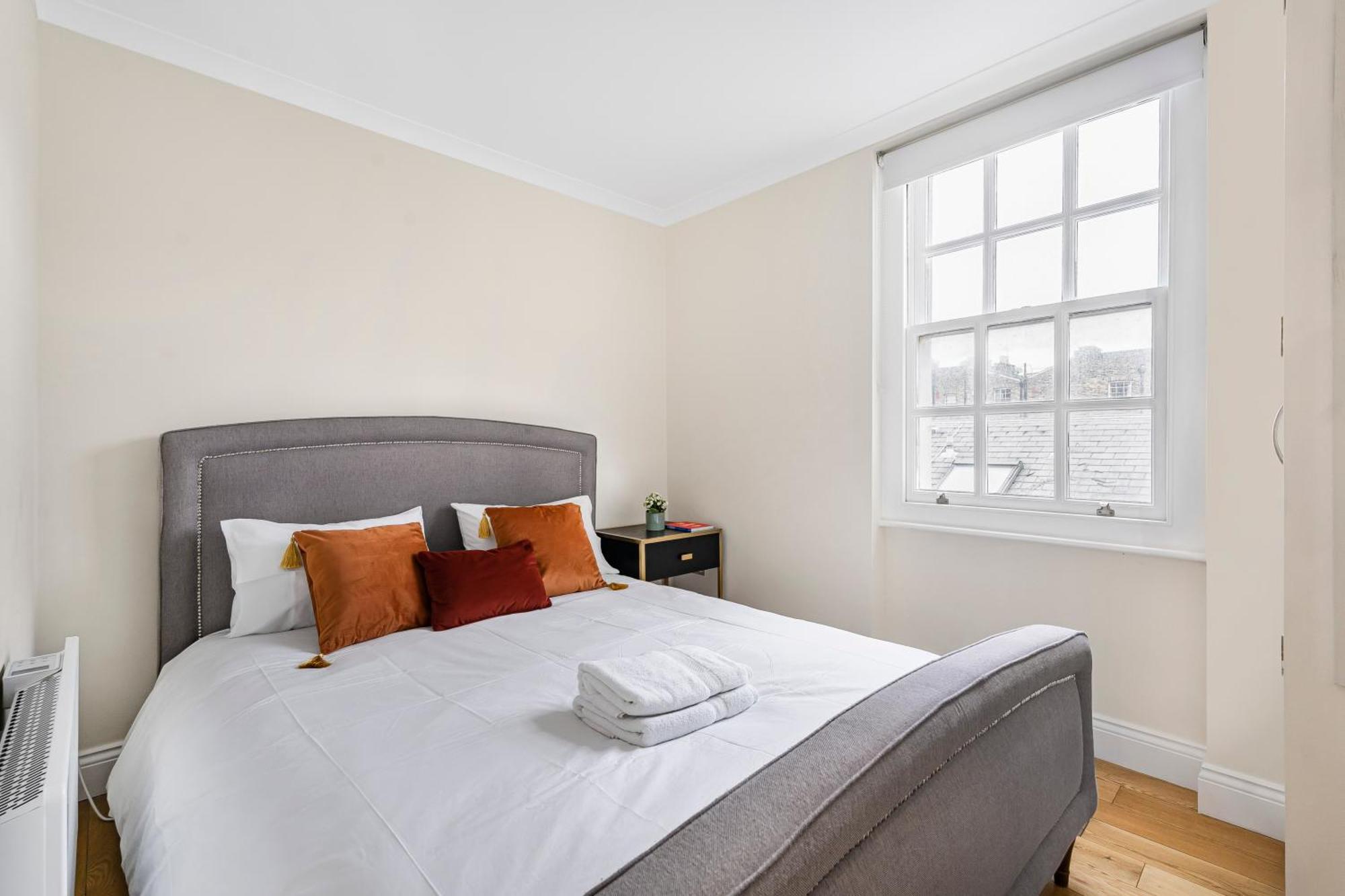Marylebone With Spacious Kitchen And Living Area Apartment *