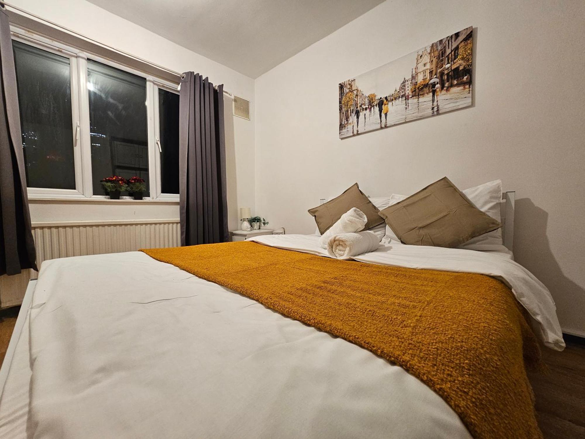 E14 Guest house