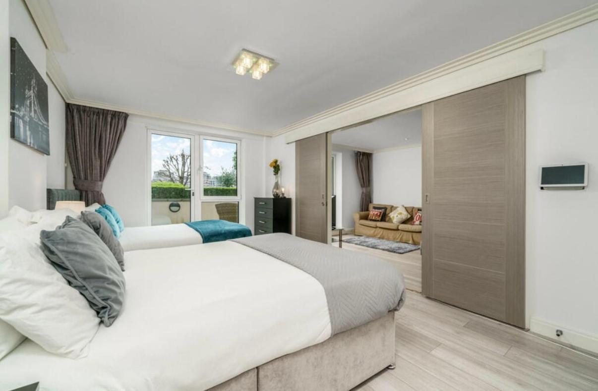 Apartment Luxurious Spacious 2 Bed W Terrace *