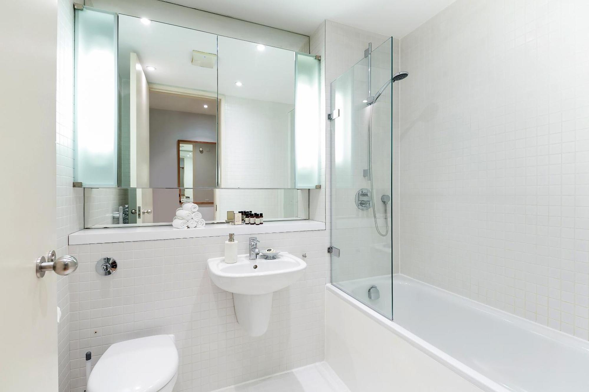 Urban Chic - Baker Street Apartment *