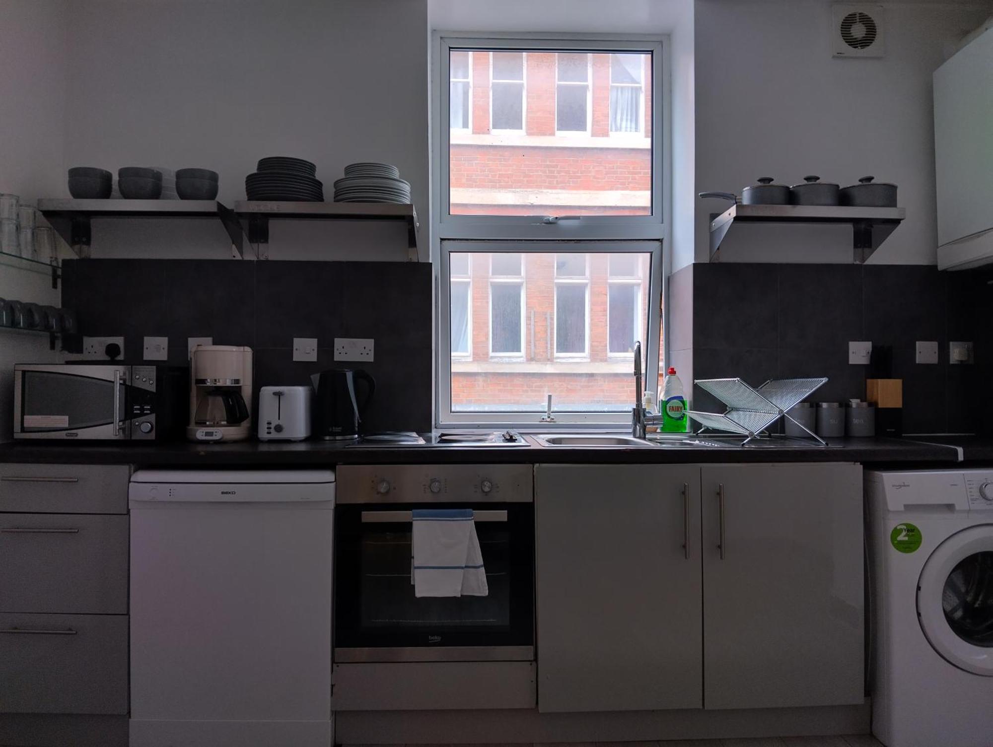 Apartment Spacious 5-bedroom, 4-bathroom In Central Zone 1 London