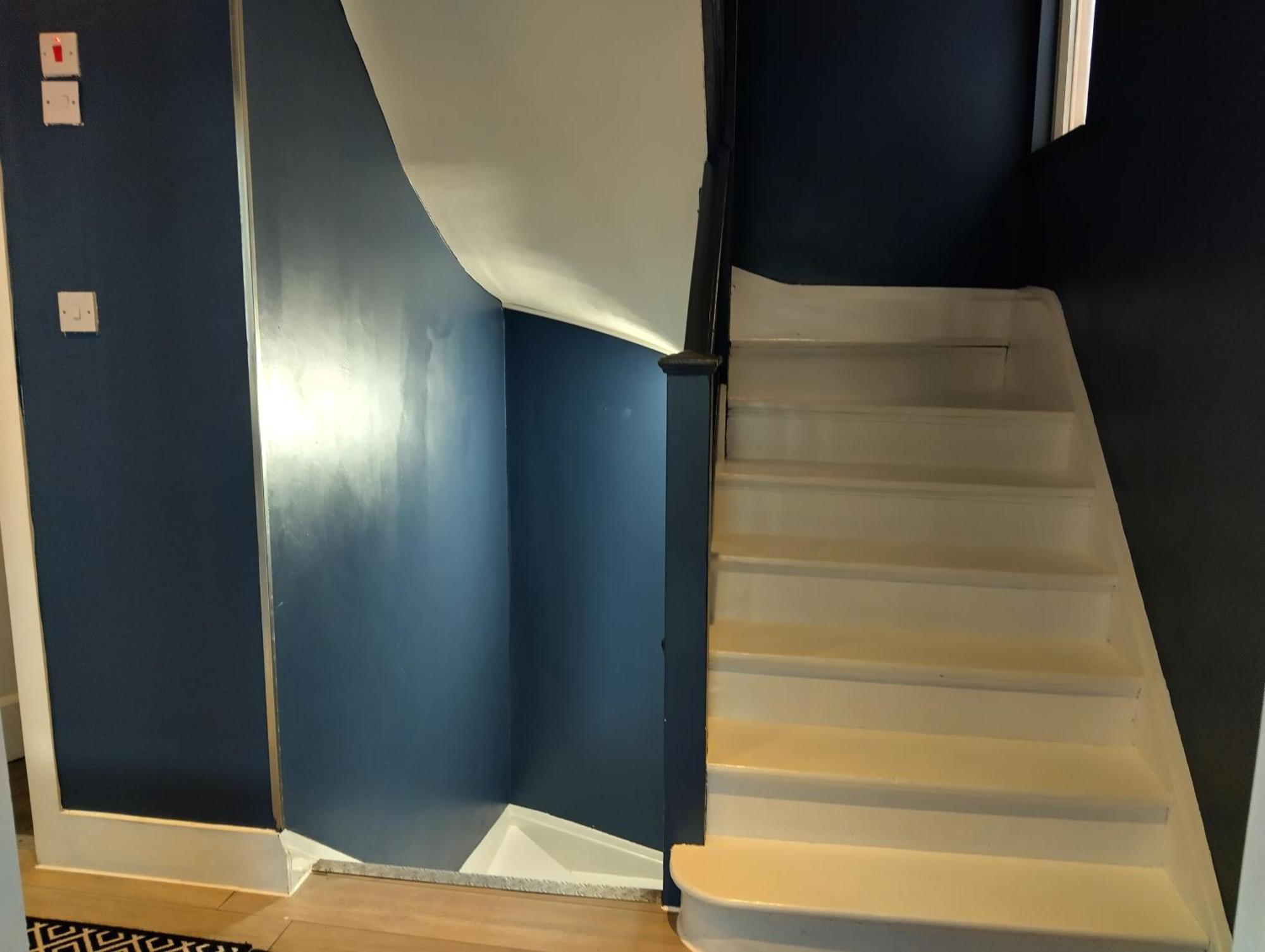 Spacious 5-bedroom, 4-bathroom In Central Zone 1 Apartment
