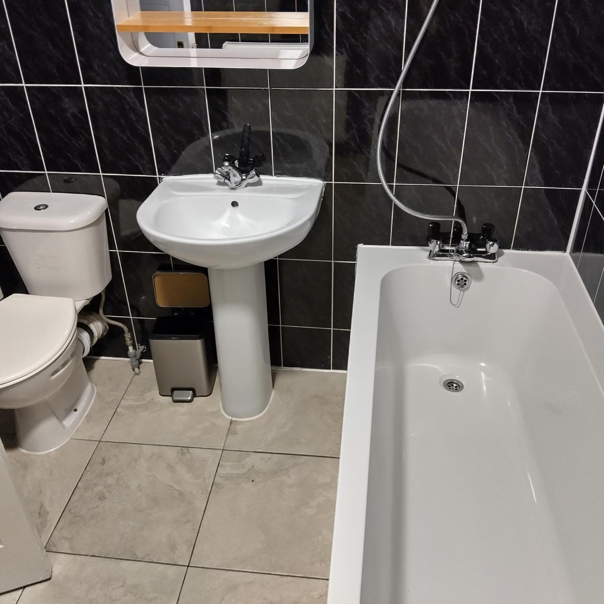 Apartment Spacious 5-bedroom, 4-bathroom In Central Zone 1
