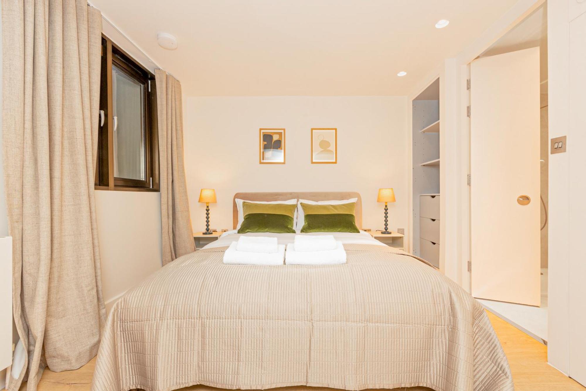 Modern Serviced 3 Minutes From Blackfriars Station * London