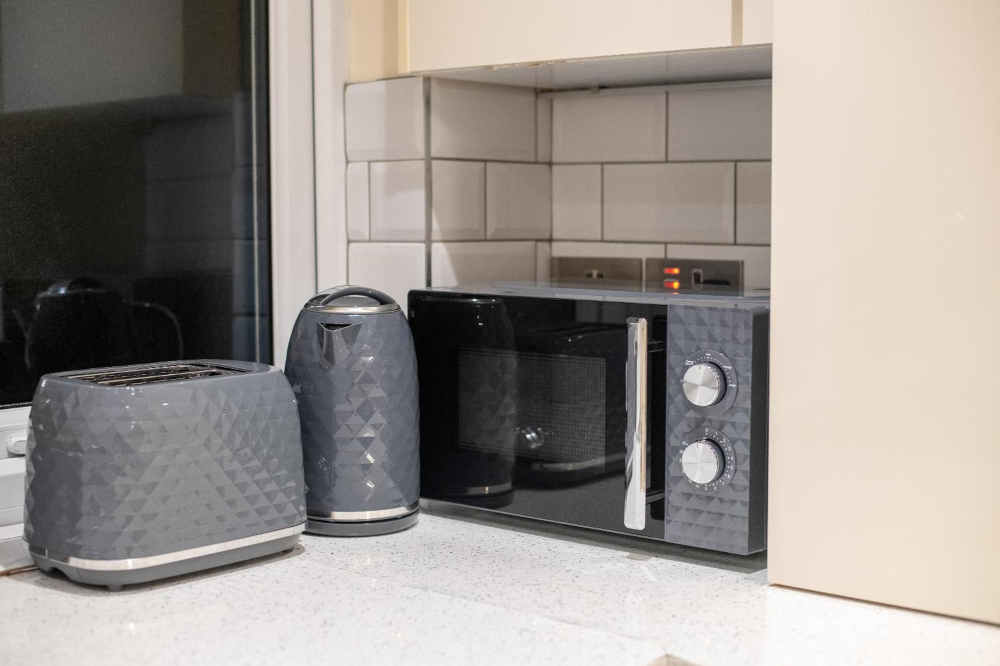 Luxury Ground Floor 2 Bedroom Apartment London