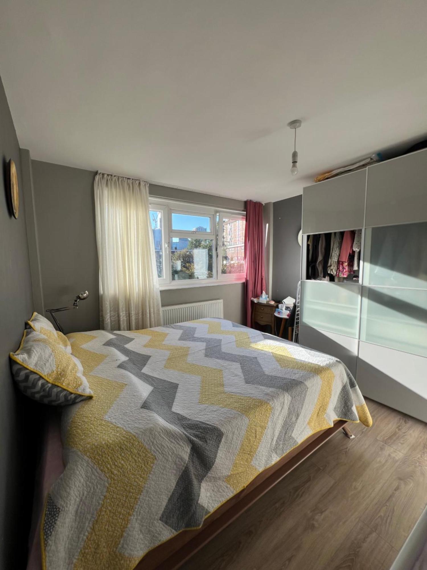 Apartment Flat In London