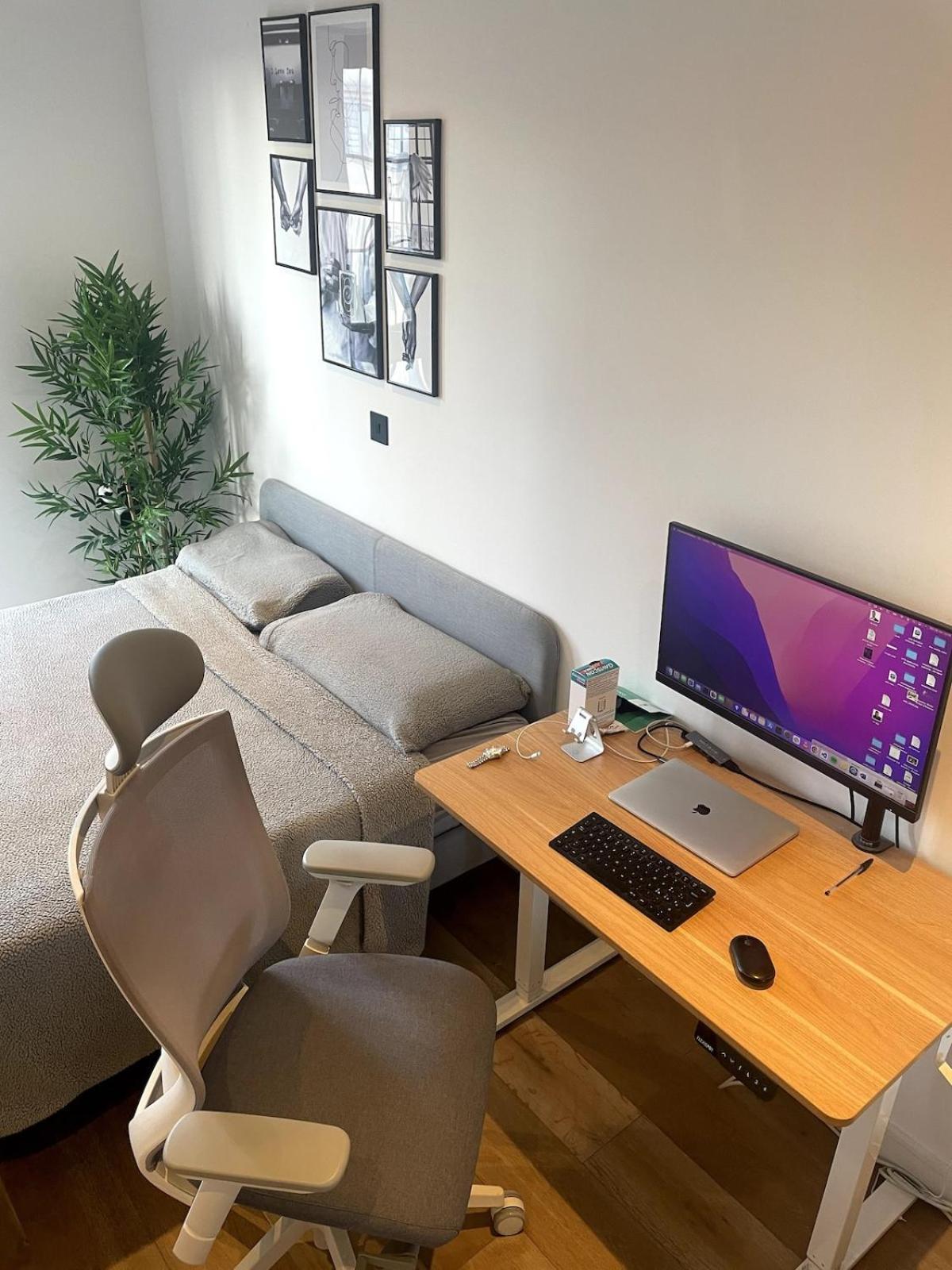 Stylish New Build Flat In