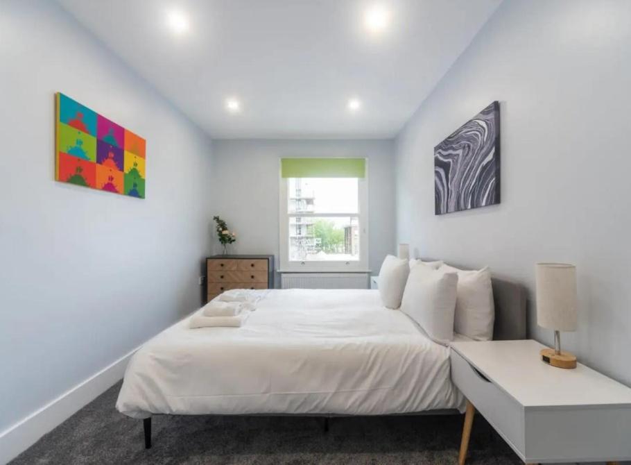 Apartment St John's Hill Duplex London