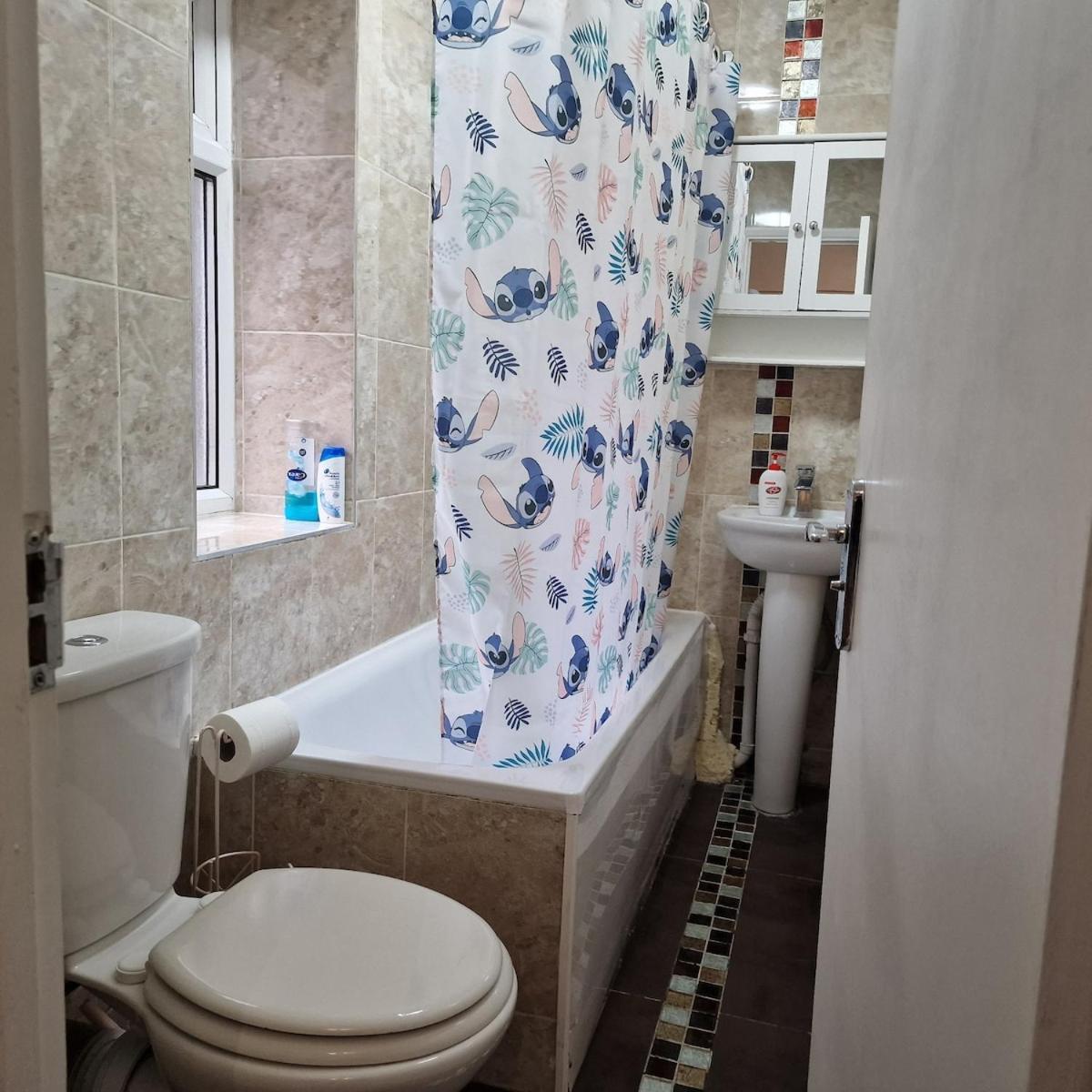 Apartamento Bright 1 Bedroom In
