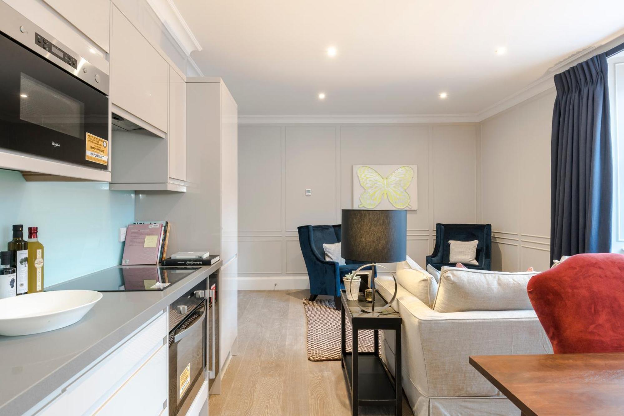 Buckingham & Lloyds Knightsbridge Aparthotel London