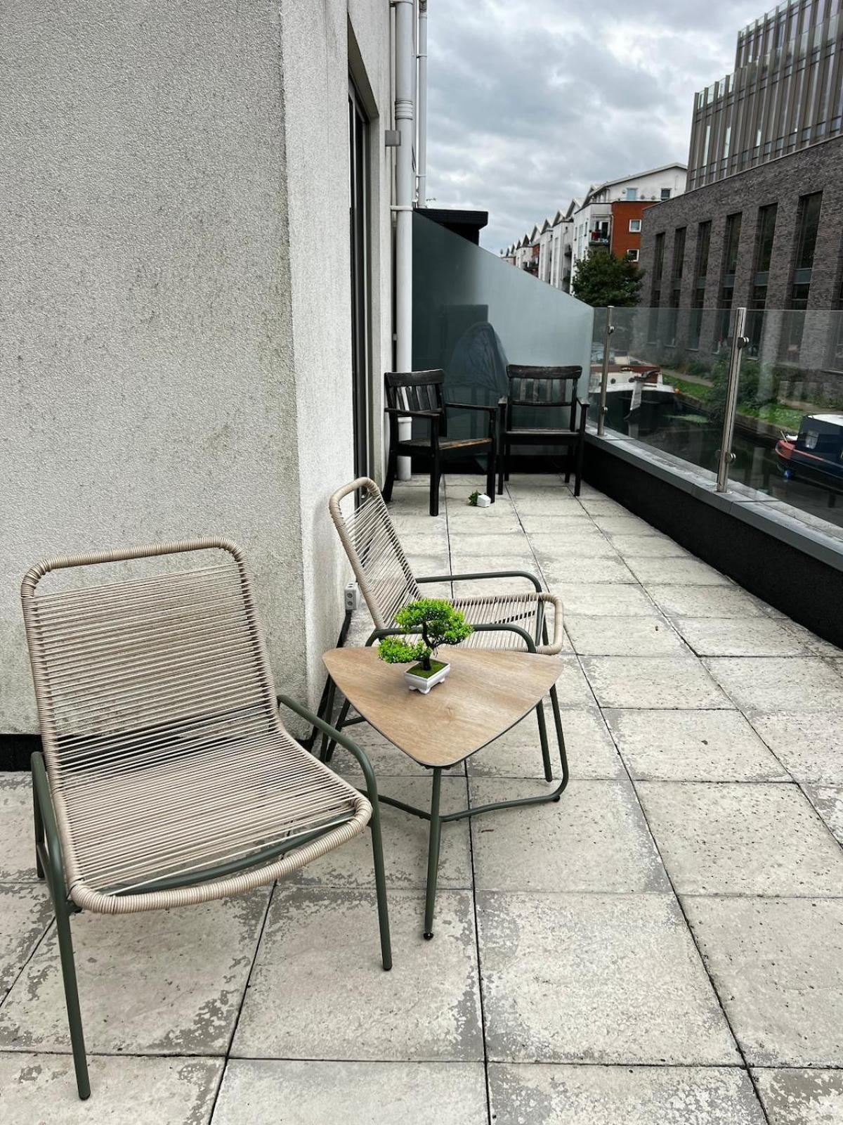 Prestige Lux 3bed 2bath Juliet Balcony On River Notting Hill *