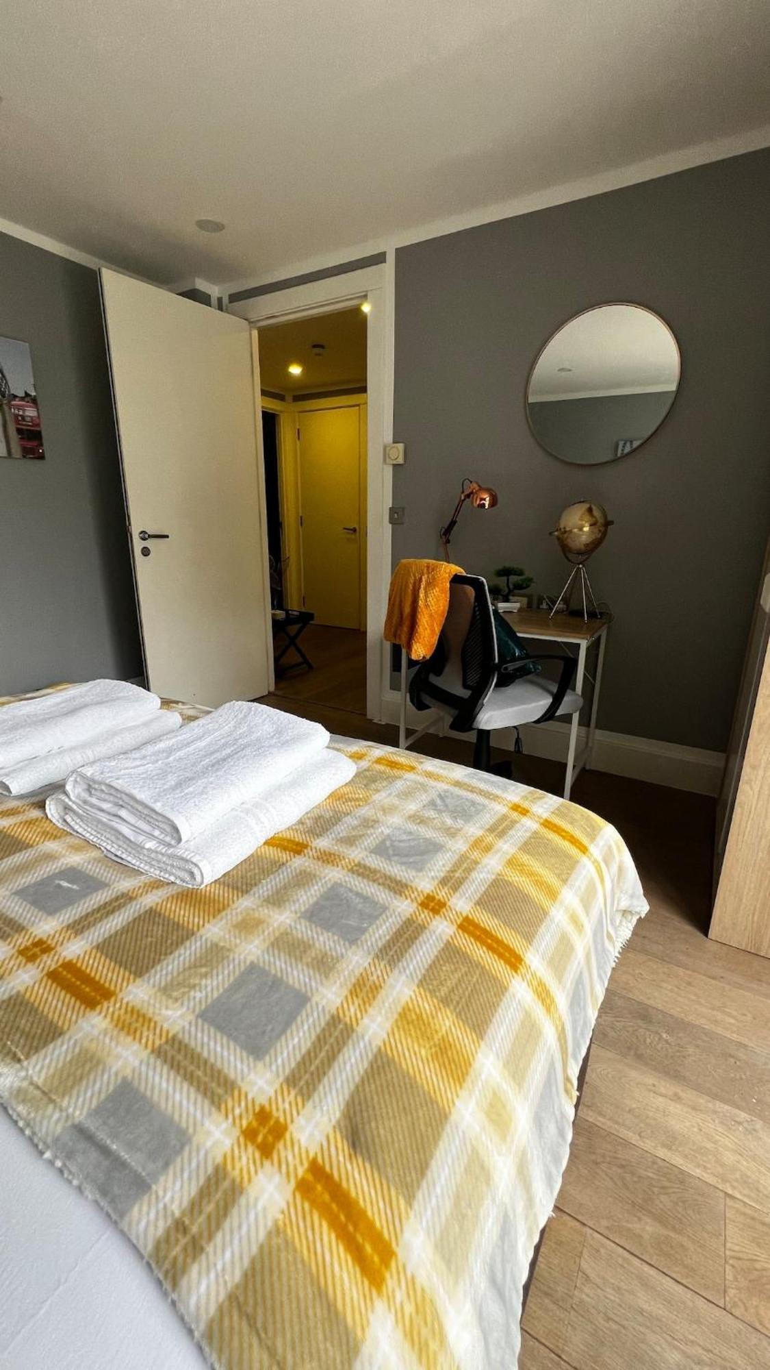 Prestige Lux 3bed 2bath Juliet Balcony On River Notting Hill * London