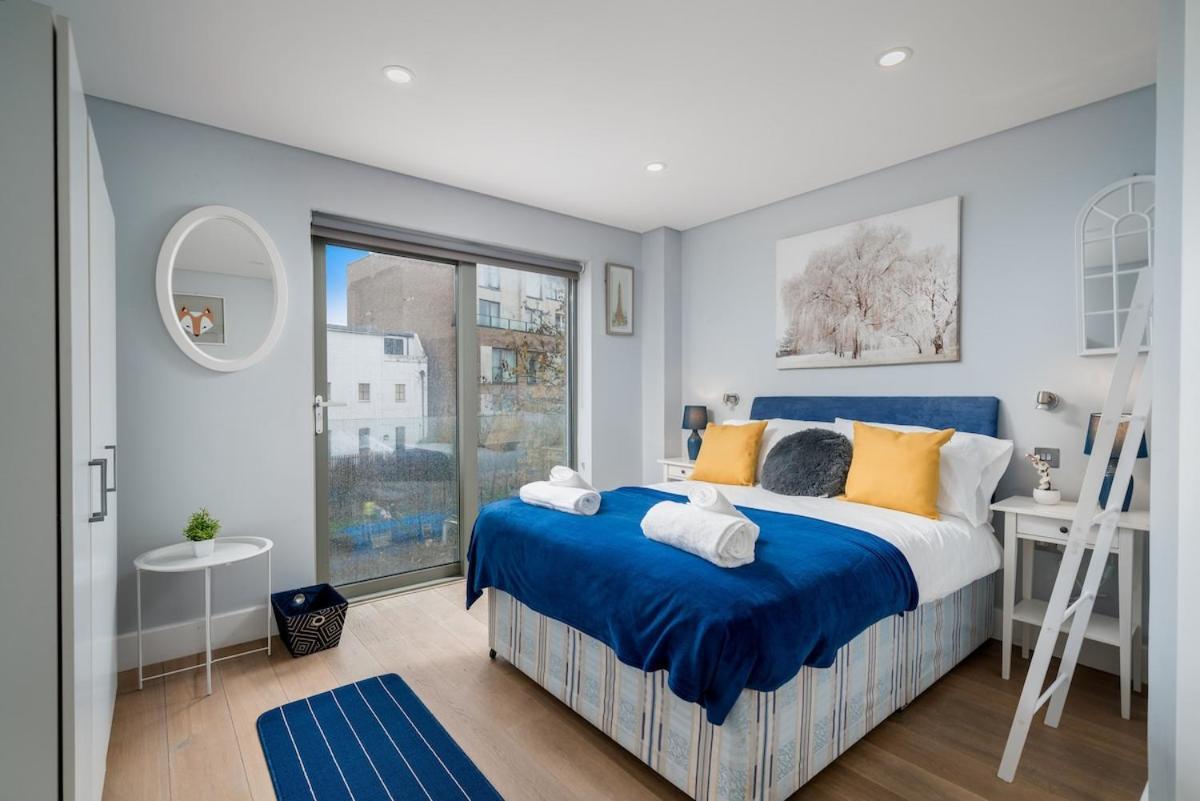 Prestige Lux 3bed 2bath Juliet Balcony On River Notting Hill