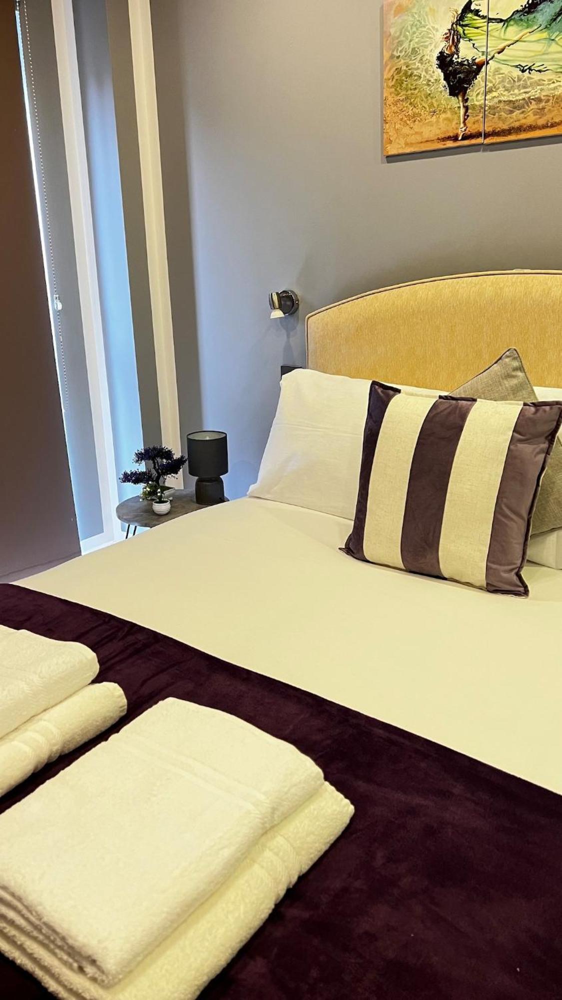 Apartment Prestige Lux 3bed 2bath Juliet Balcony On River Notting Hill
