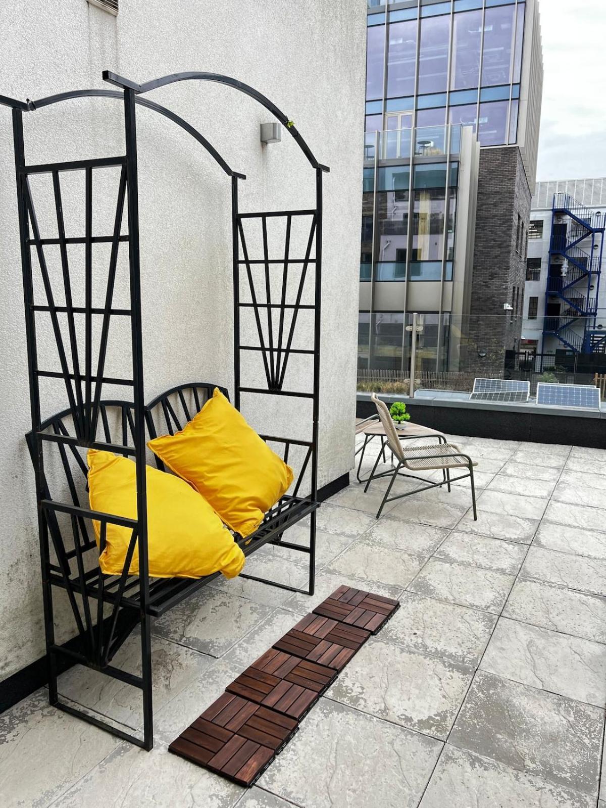 Apartment Prestige Lux 3bed 2bath Juliet Balcony On River Notting Hill