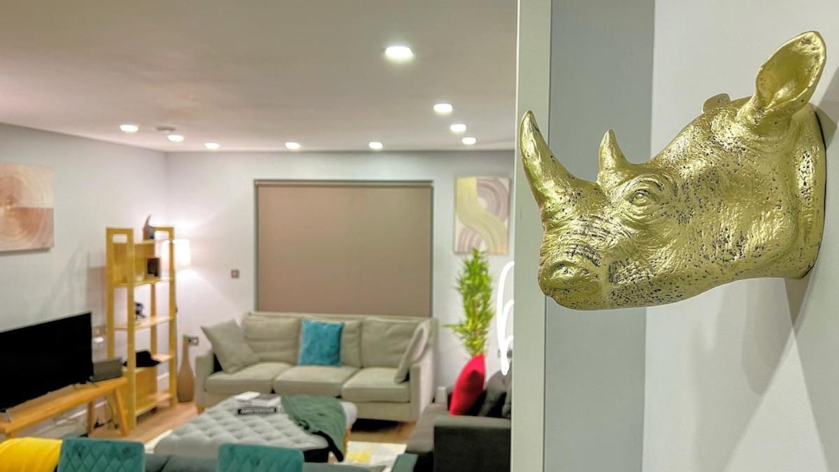 Prestige Lux 3bed 2bath Juliet Balcony On River Notting Hill Apartment London