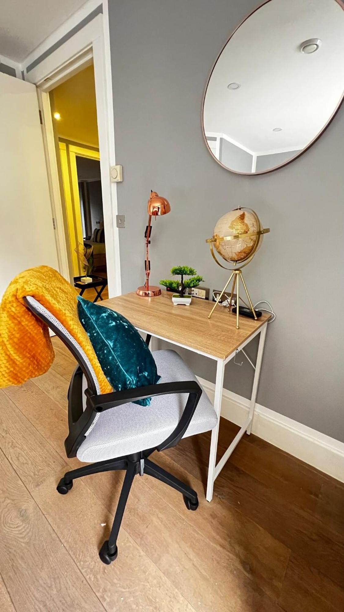 Prestige Lux 3bed 2bath Juliet Balcony On River Notting Hill London