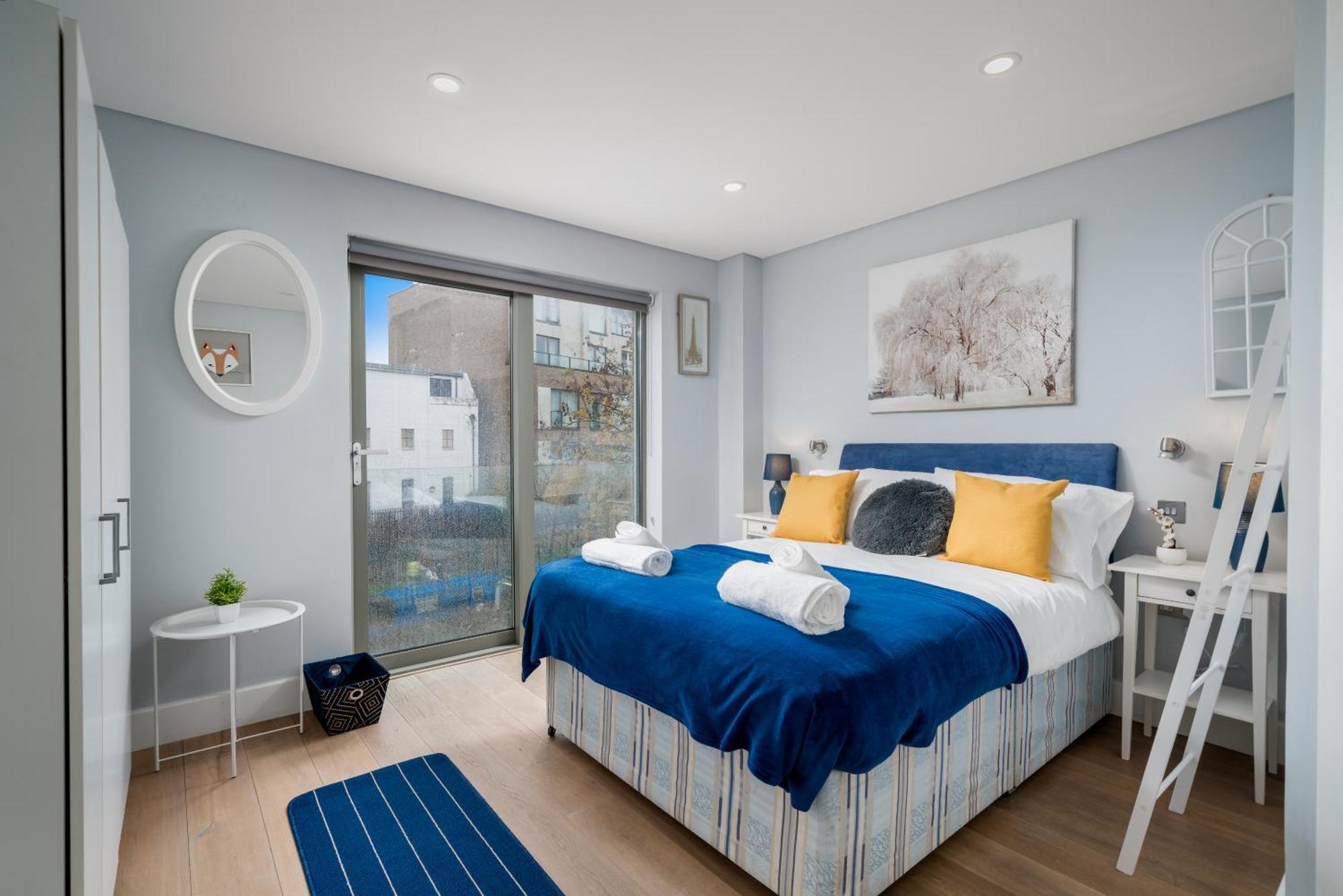 Apartment Style Lux 3bed 2bath Balcony On River Notting Hill