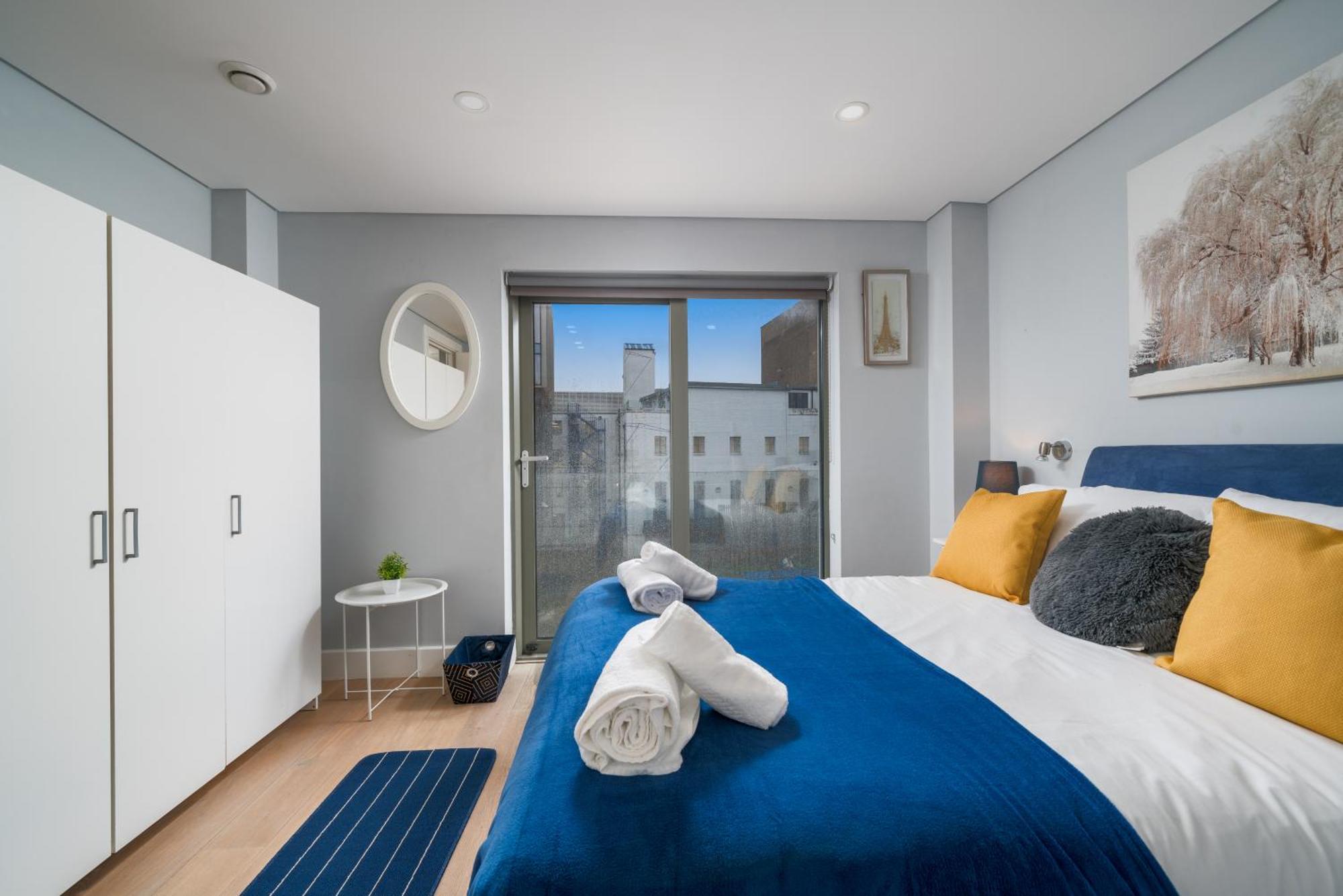 Style Lux 3bed 2bath Balcony On River Notting Hill Apartment