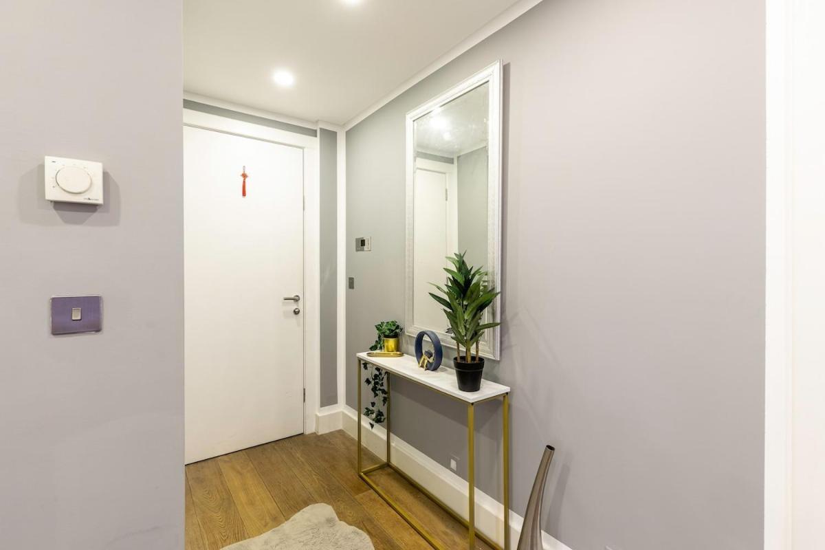 Style Lux 3bed 2bath Balcony On River Notting Hill Apartment London