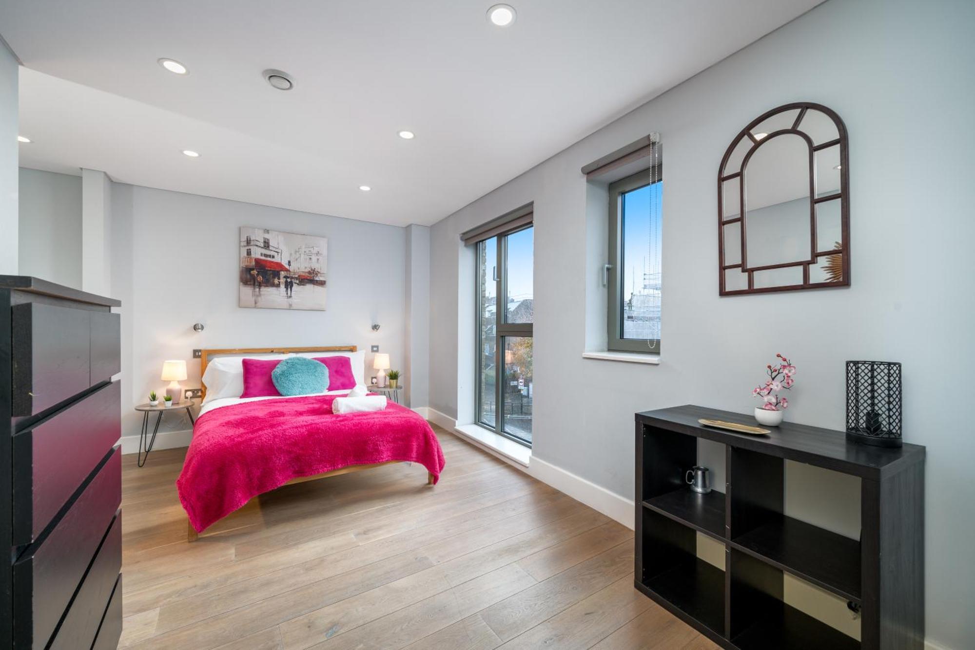 Style Lux 3bed 2bath Balcony On River Notting Hill Apartment London