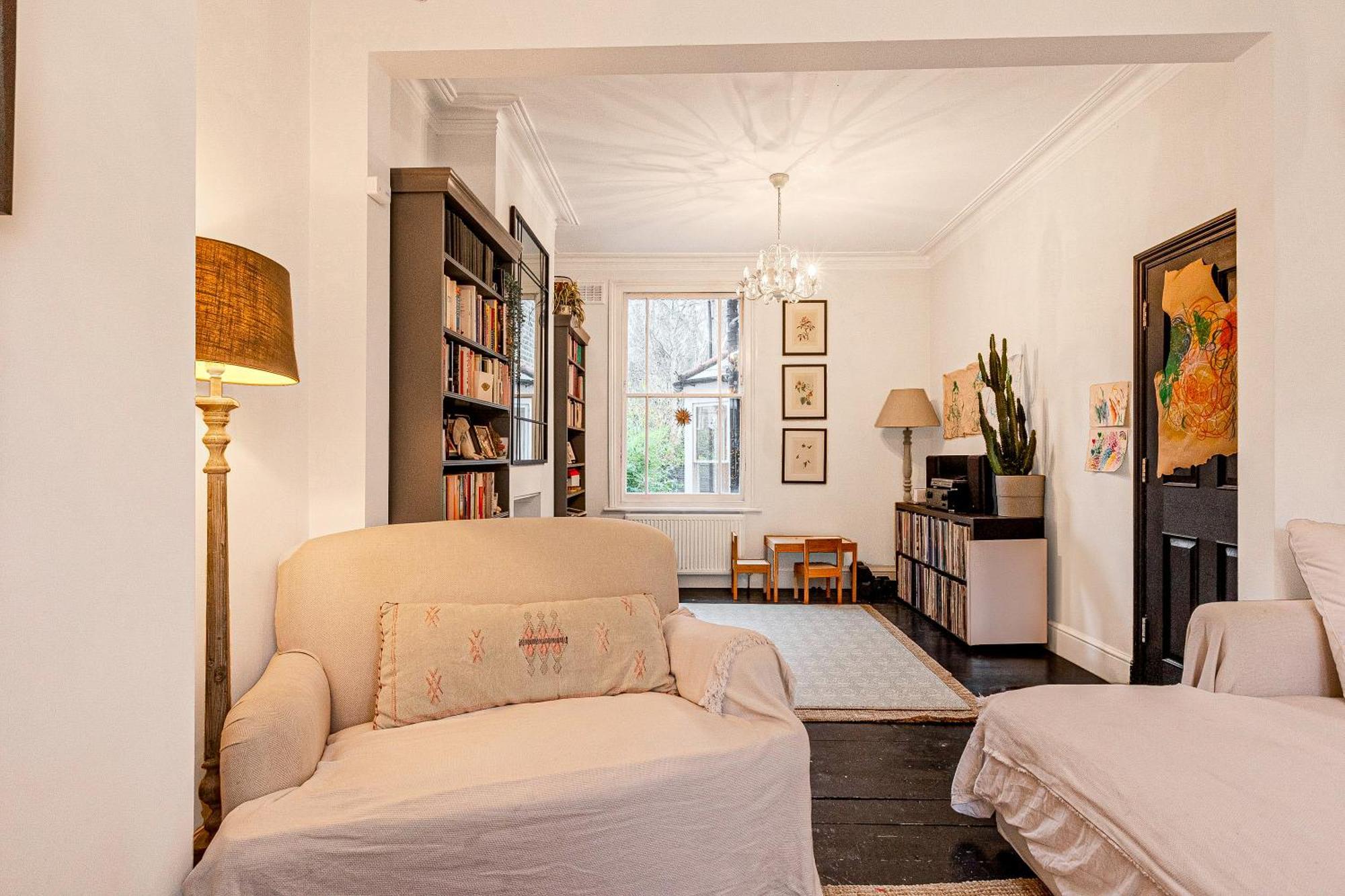 3br Flat W Garden In West Kensington, 4min Tube Station London