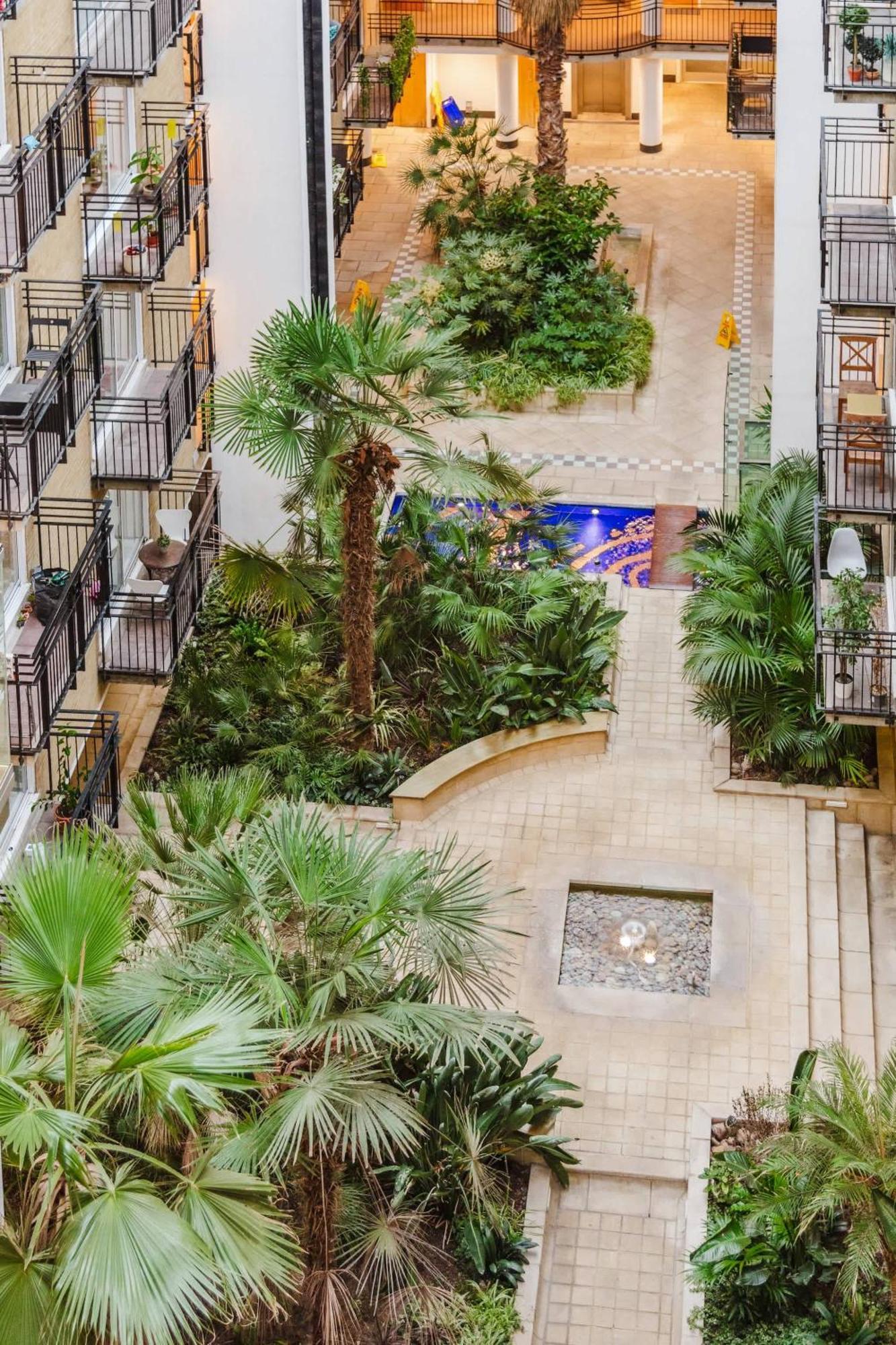 Heart Of The With Balcony - Thames - St Paul's - Cityapartmentstay London