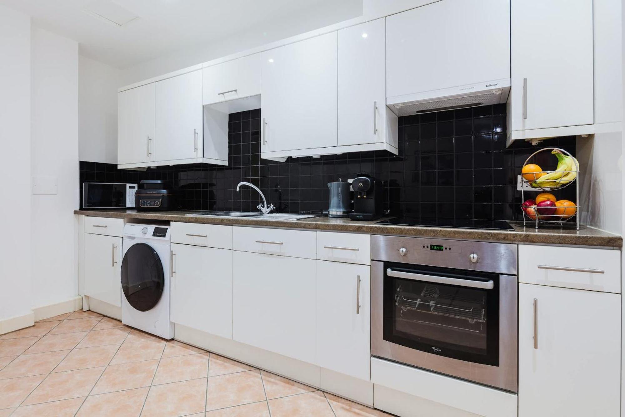 Heart Of The With Balcony - Thames - St Paul's - Cityapartmentstay Apartment London
